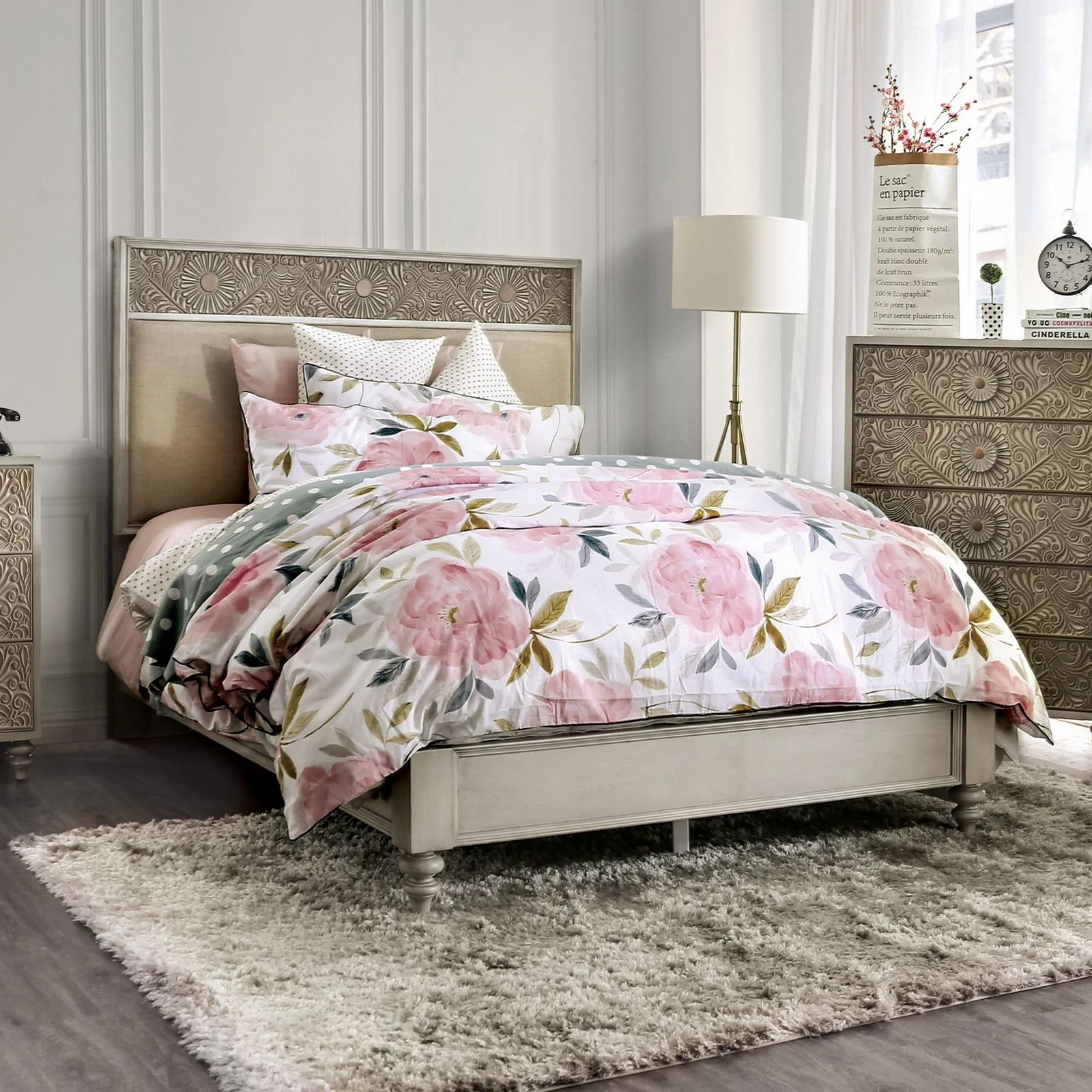 Formal Transitional Antique White Queen Size Bed 2x Nightstands w Shelf 3pc Bedroom Set Beige Fabric HB
