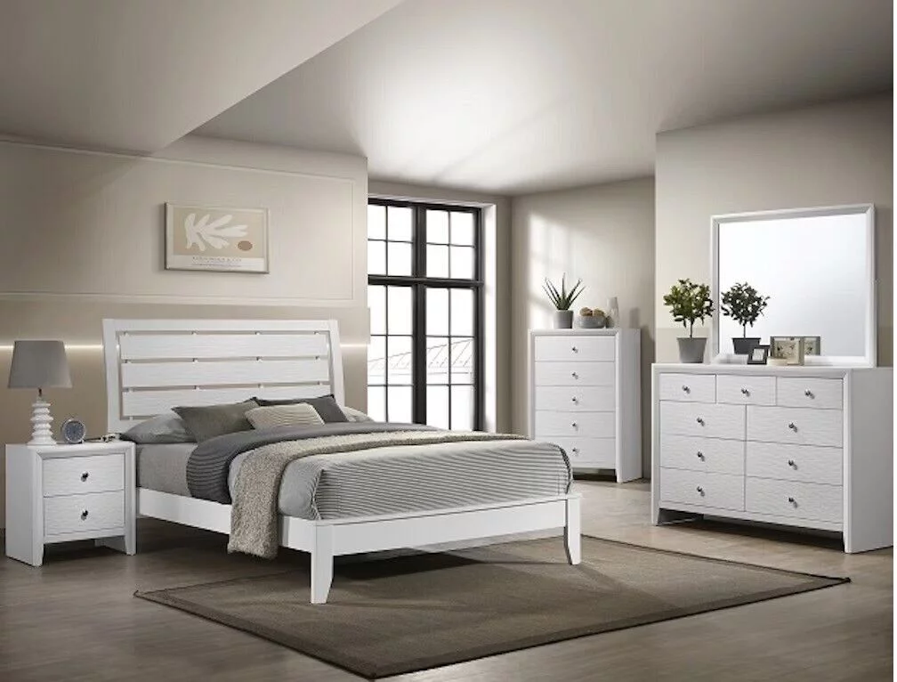 4pc Beautiful White Finish Queen Size Panel Bed Set Wooden Master Bedroom Furniture
