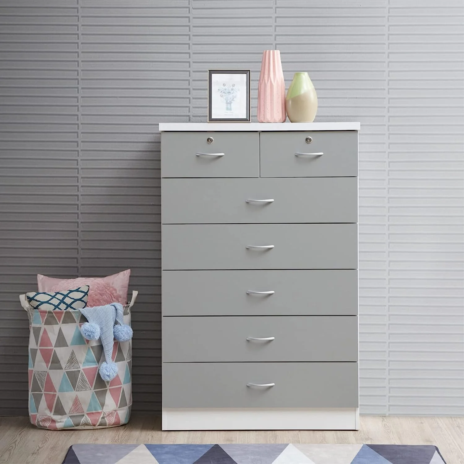 IMPORT HI70DR Black 7 with Locks On 2-Top Chest of Drawers