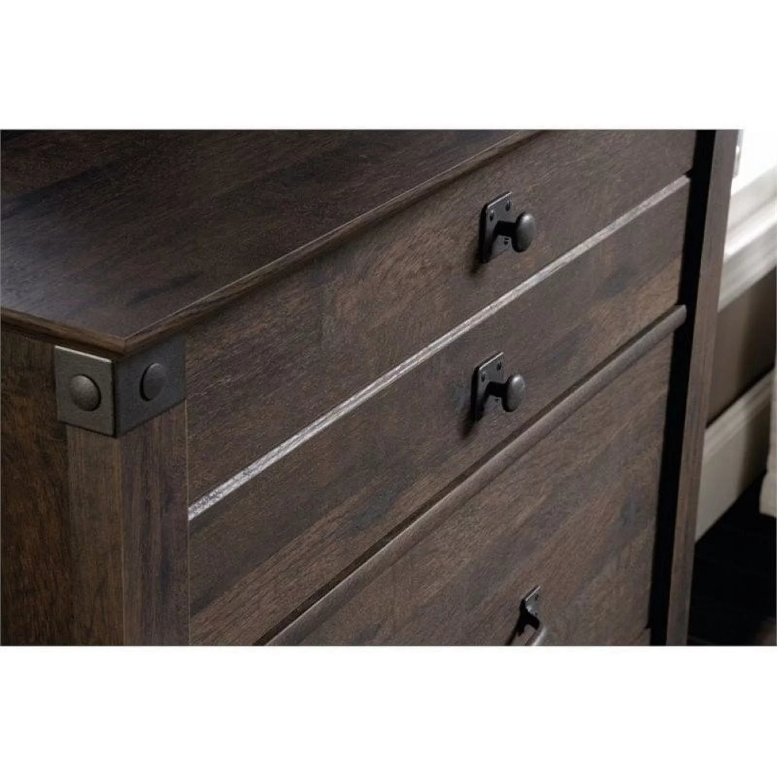 Pemberly Row Contemporary 4-Drawer Engineered Wood Chest in Coffee Oak