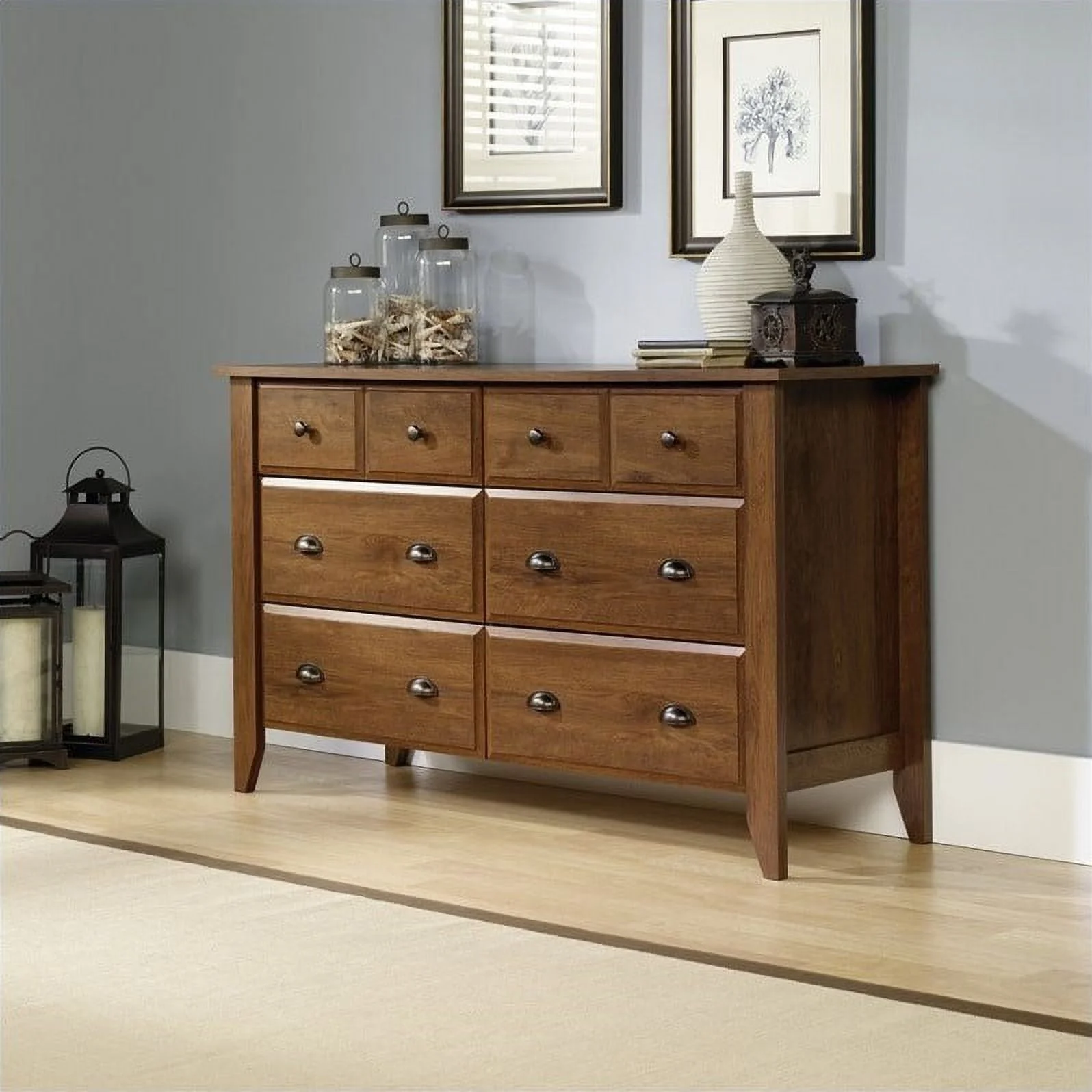 2 Piece Bedroom Set with Dresser and Chest in Oiled Oak
