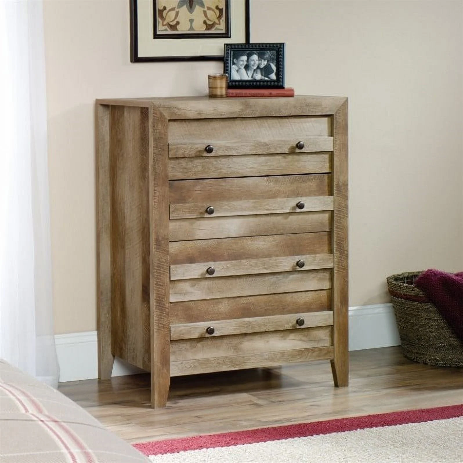 Pemberly Row 4 Drawer Chest in Craftsman Oak
