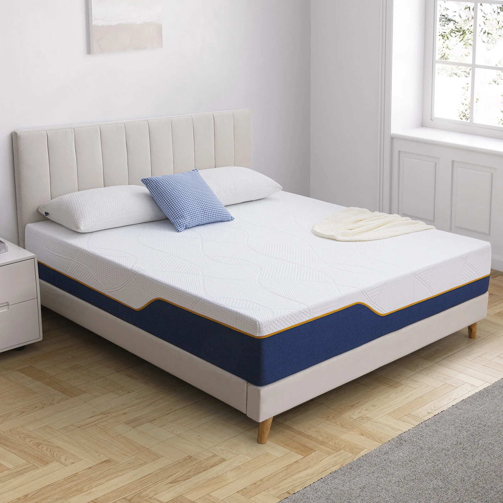 Madinog 14 inch King Size Plush Gel Memory Foam Mattress - Bed in a Box