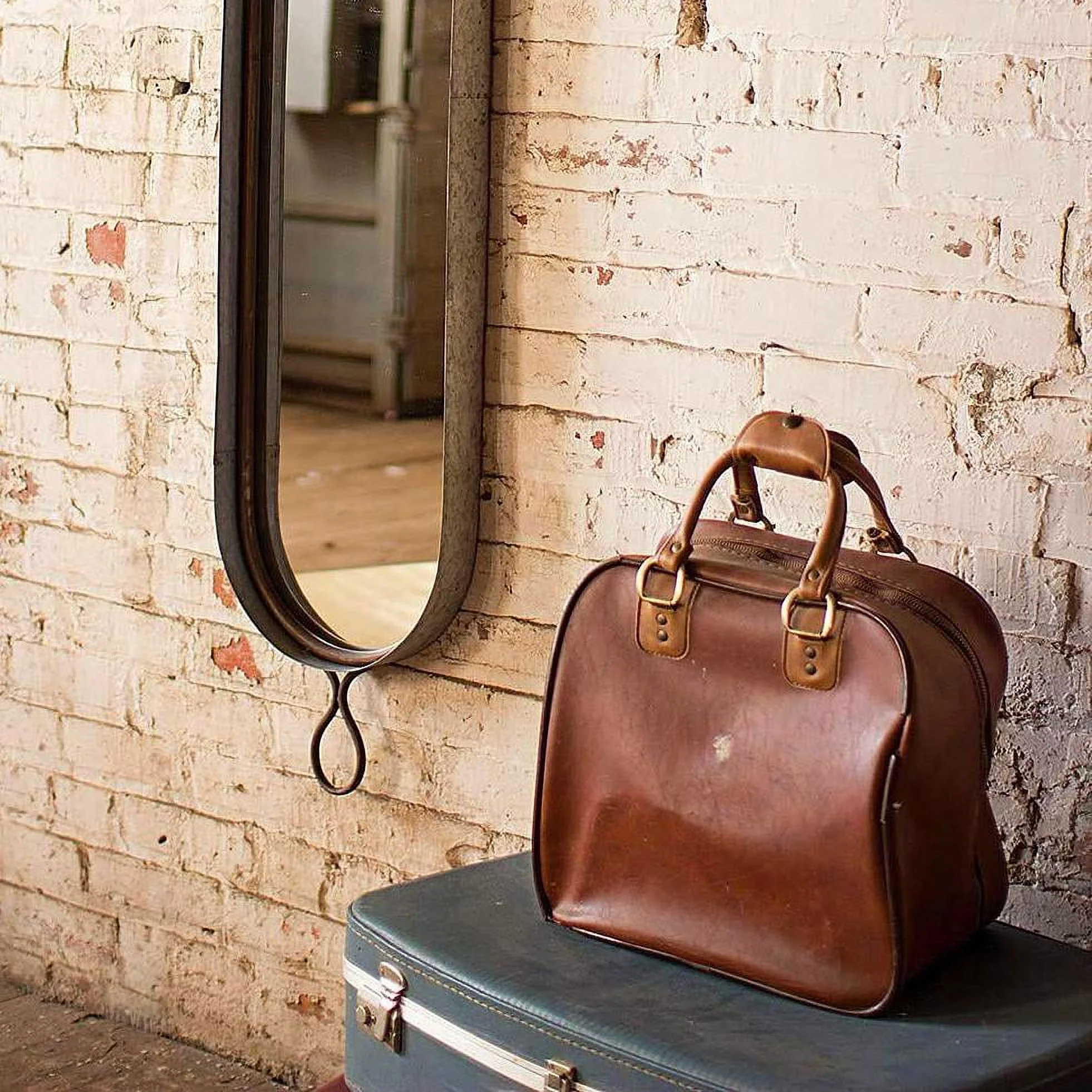 Kalalou CMN1266 Tall Oval Wall Mirror