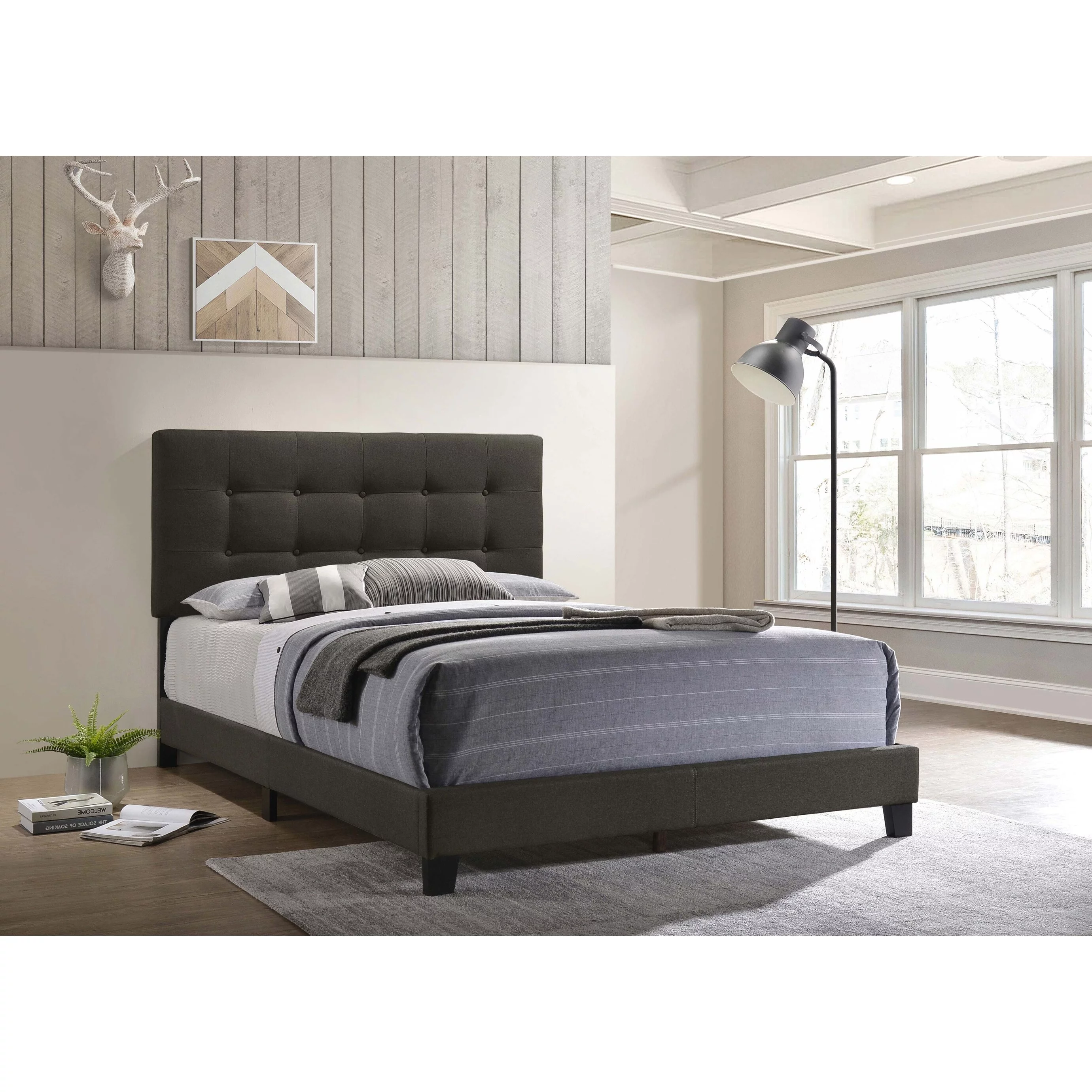 Coaster Furniture Mapes Tufted Upholstered Bed Charcoal Queen