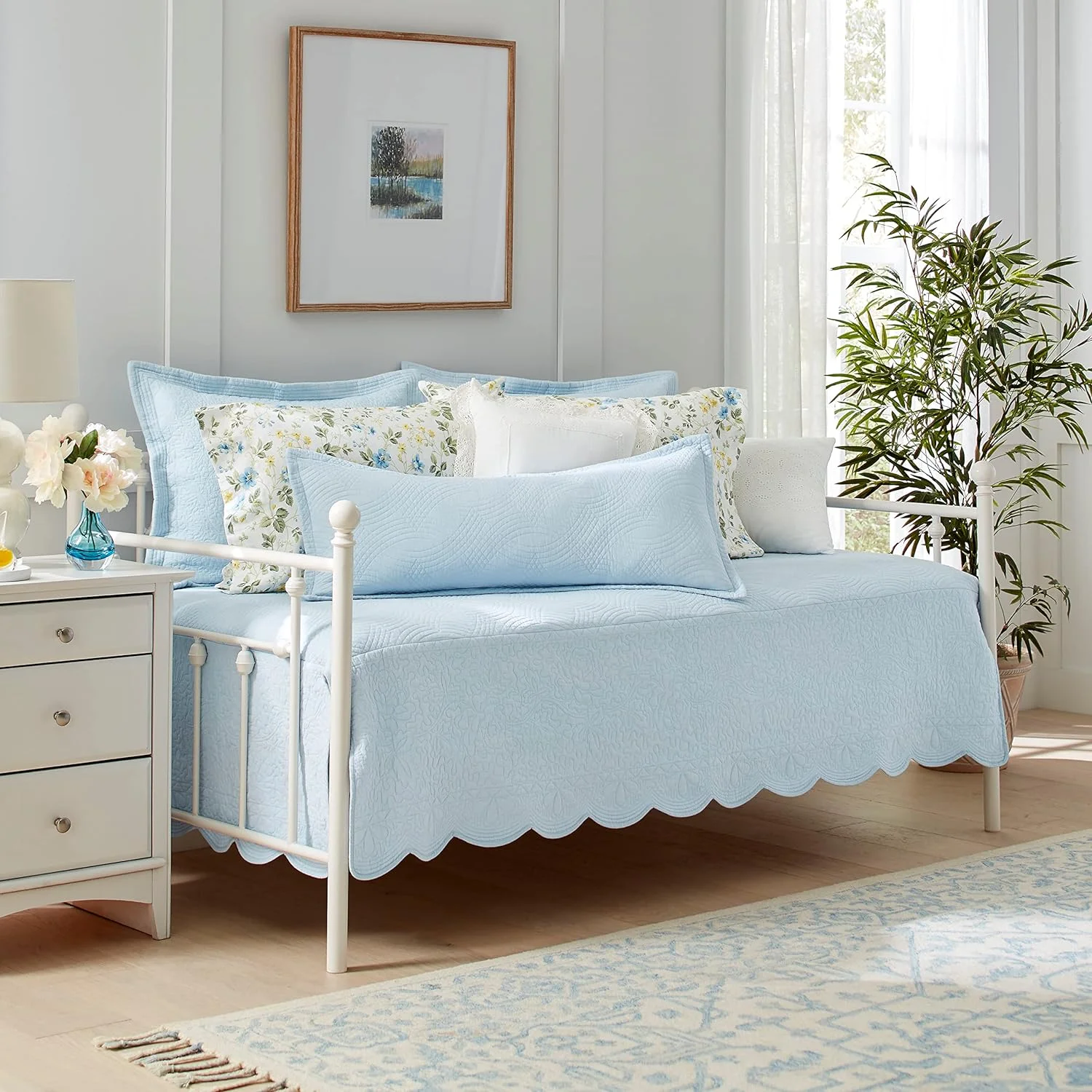 Daybed Set, 4 Piece Cotton Bedding Set, All Season Farmhouse Home Décor (Solid Trellis Blue, Daybed)