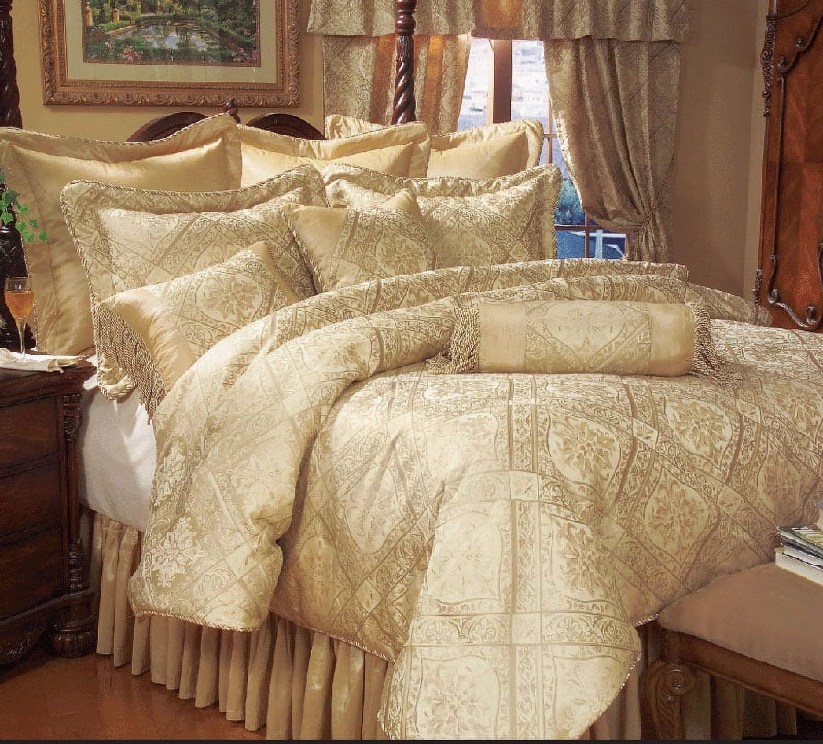 9 Piece Luxurious Silky Gold Imperial Jacquard Comforter Set (Classic Regal Pattern) King Size