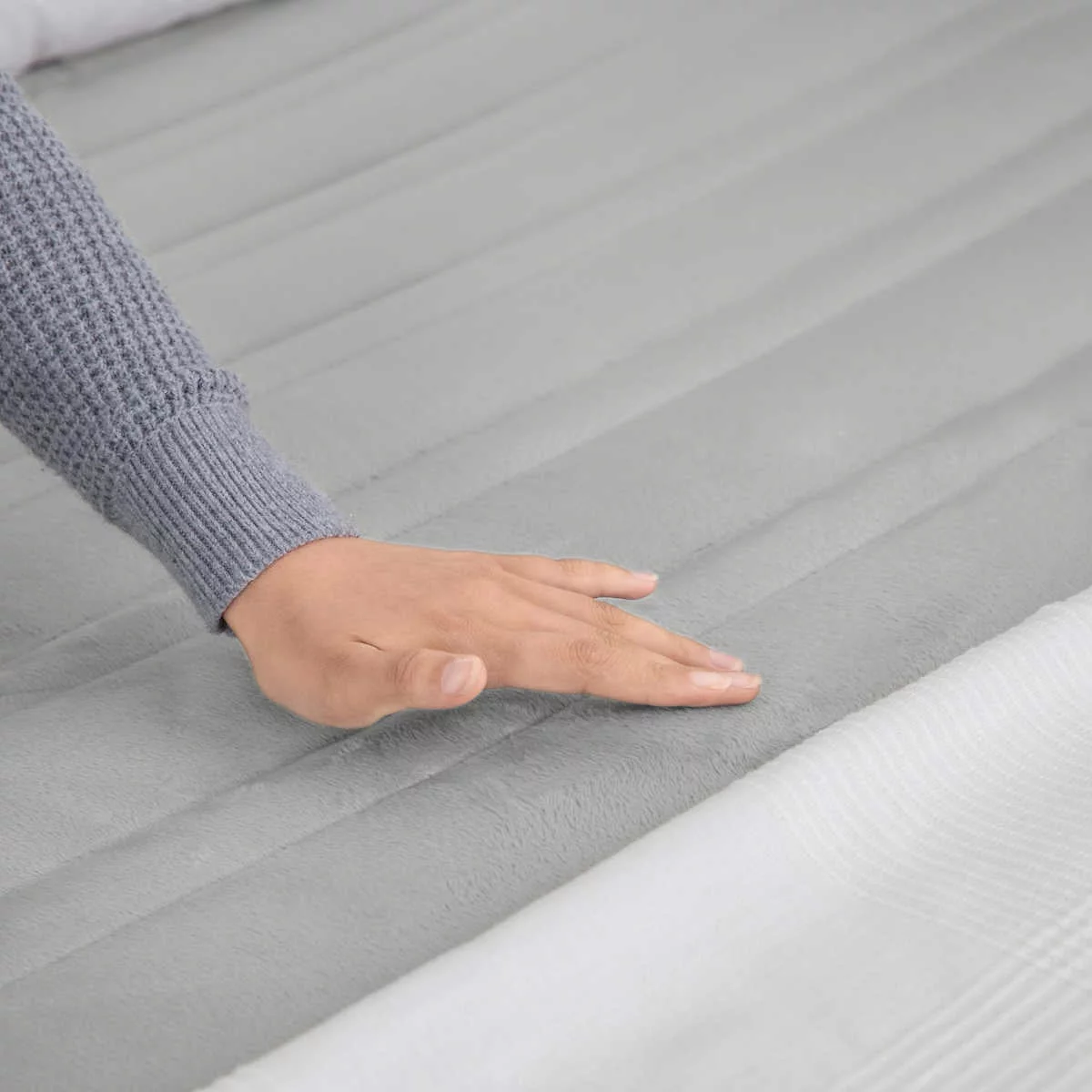 Sealy AlwayzAire Tough Guard Air Mattress - Queen