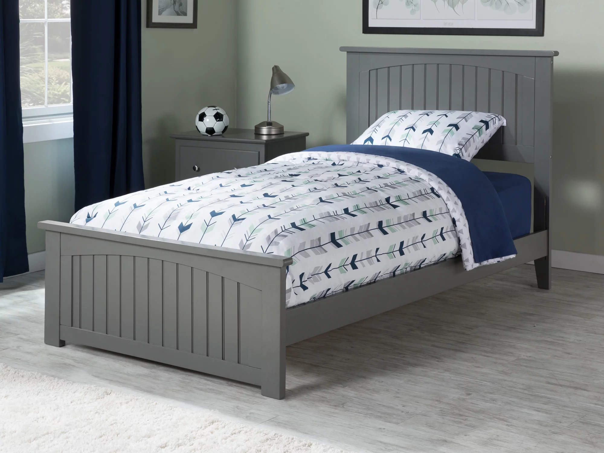 Nantucket Traditional Bed with Matching Foot Board, Multiple Sizes, Multiple Colors