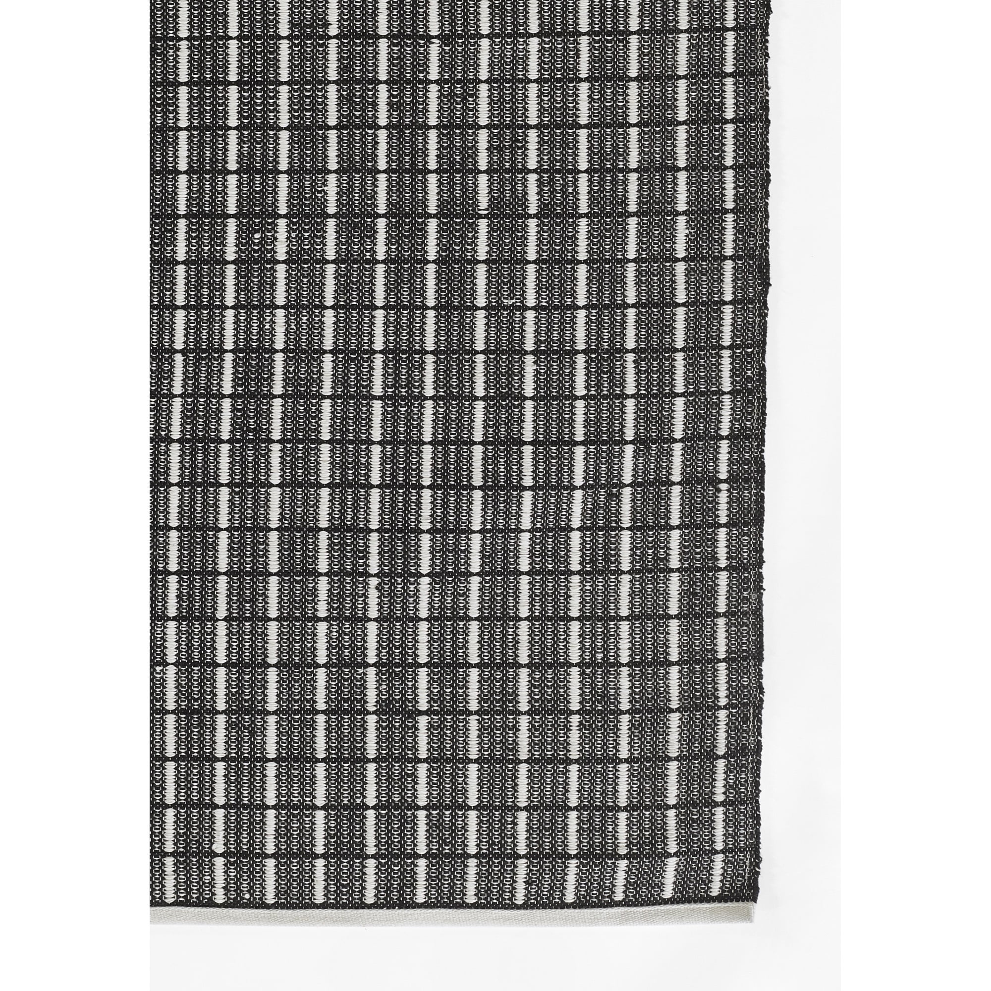 Momeni 5' x 8' Black Geometric Outdoor Rug