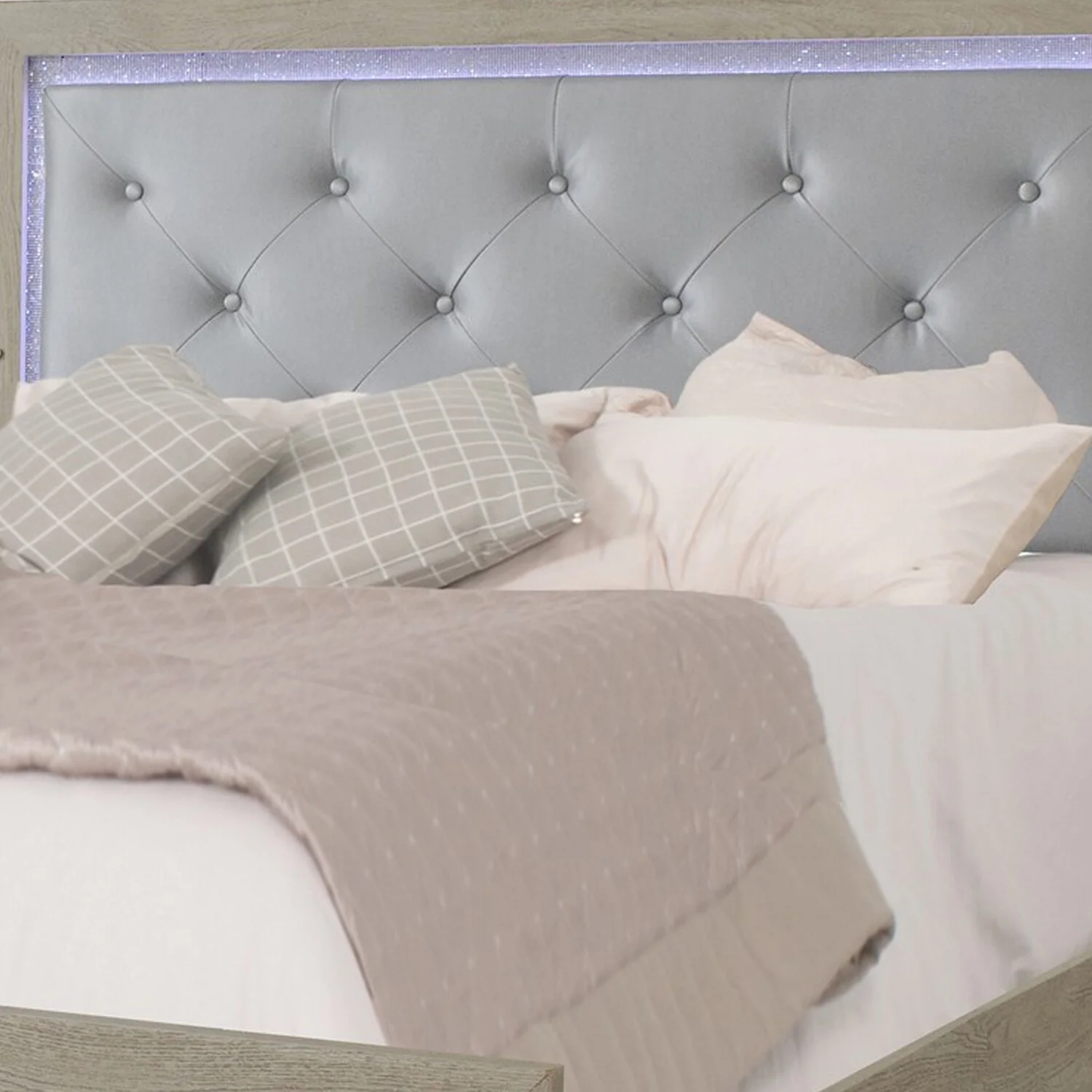 Benjara Ancy Queen Size Bed, Tufted and Upholstered Headboard, Light Gray Finish