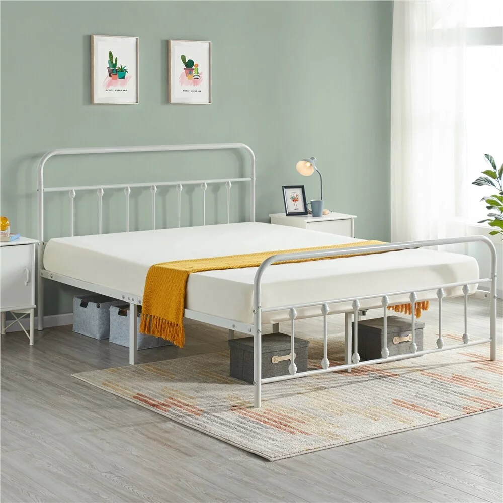 Yaheetech Classic Iron Bed Metal Bed Frames with High Headboard 82.28