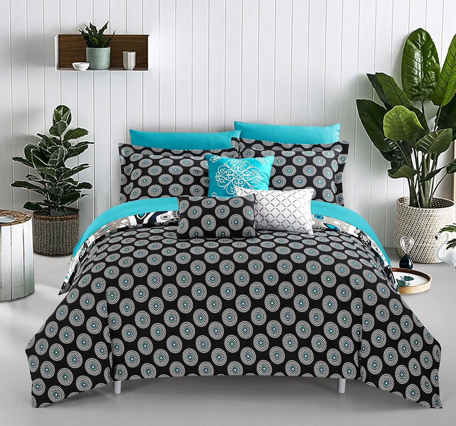 Chic Home CS5046 10 Piece Prenston Contemporary Geometric Pattern Comforter Complete Bed with Sheet Sets Decorative Pillows Shams, Queen - Black