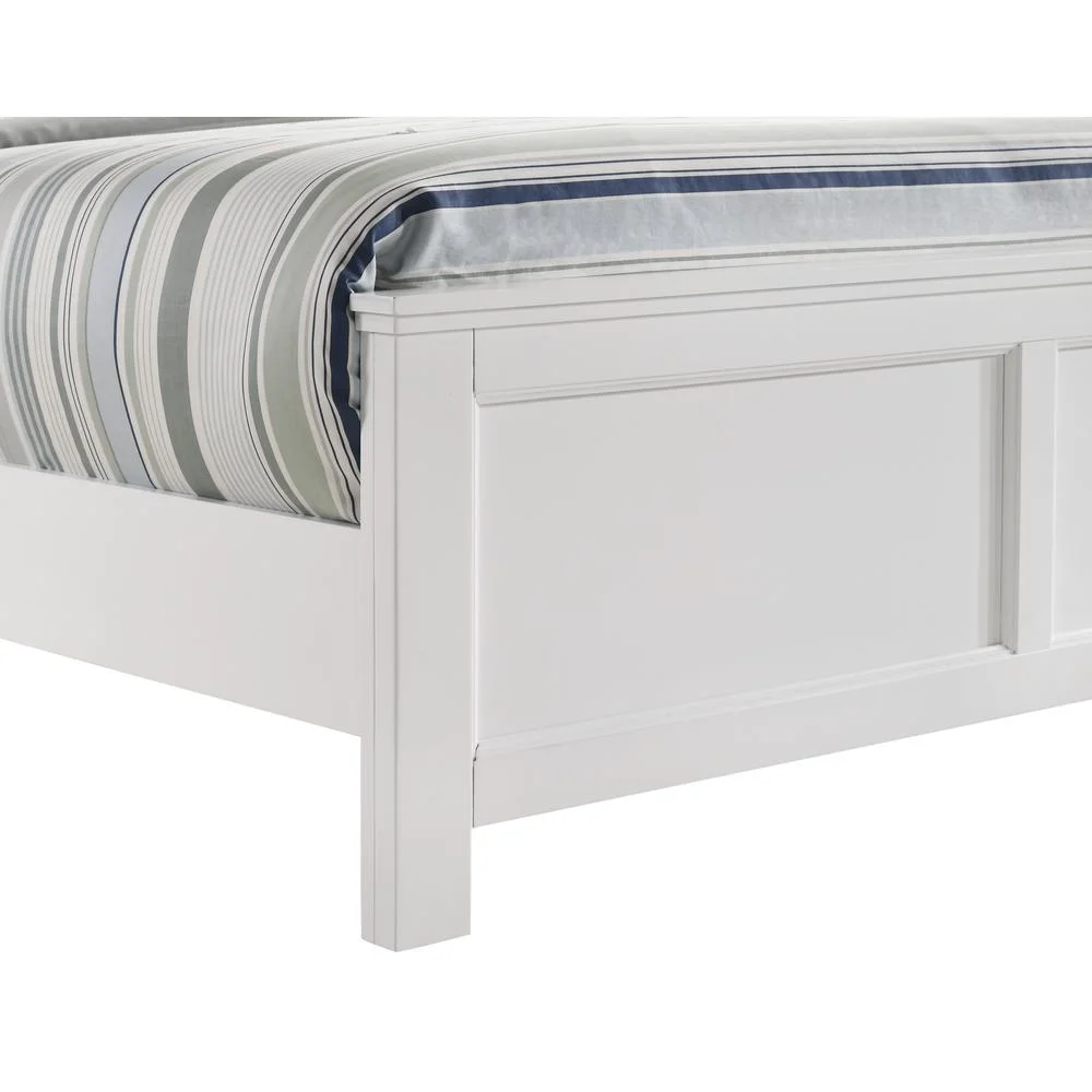 New Classic Furniture Andover Rubberwood & Veneer King Bed in White