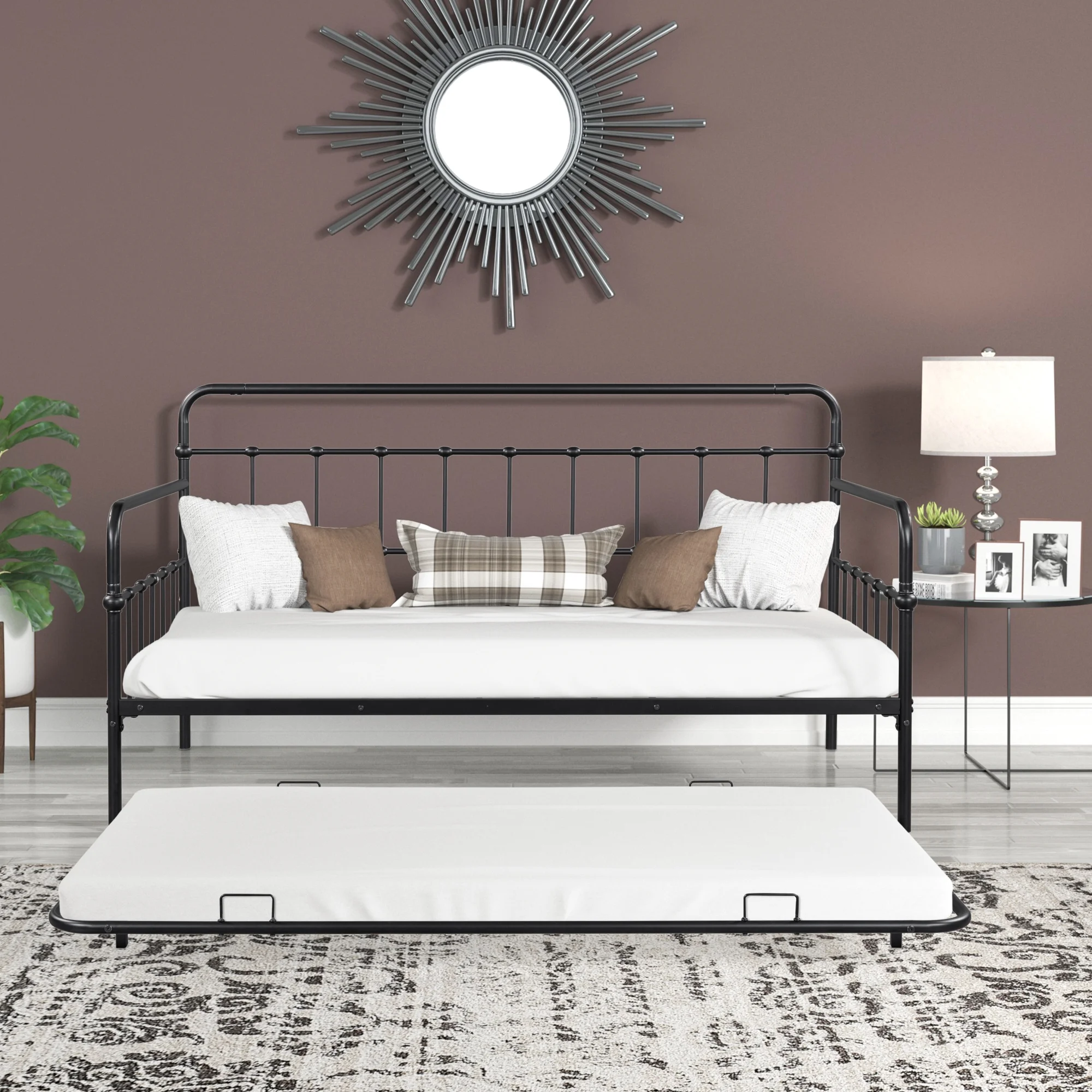 Metal Daybed with Trundle for Stylish and Functional Sleeping Solutions