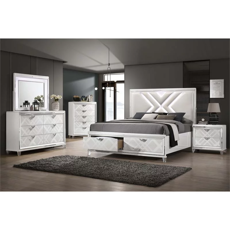 Furniture of America Anaiya Contemporary Solid Wood 5-Drawer Chest in White