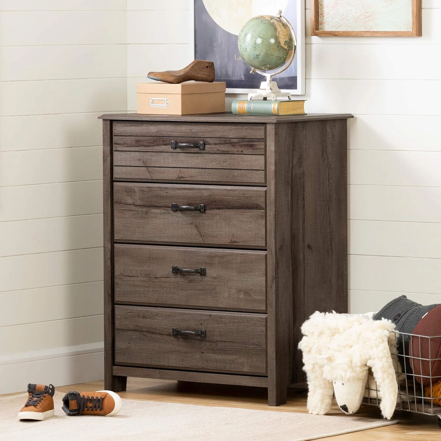 Ulysses 4-Drawer Chest, Fall Oak