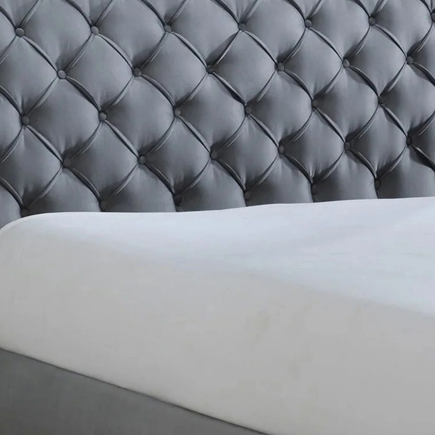 Benjara Hailey King Size Platform Bed, Tufted Fabric Upholstered Headboard, Gray