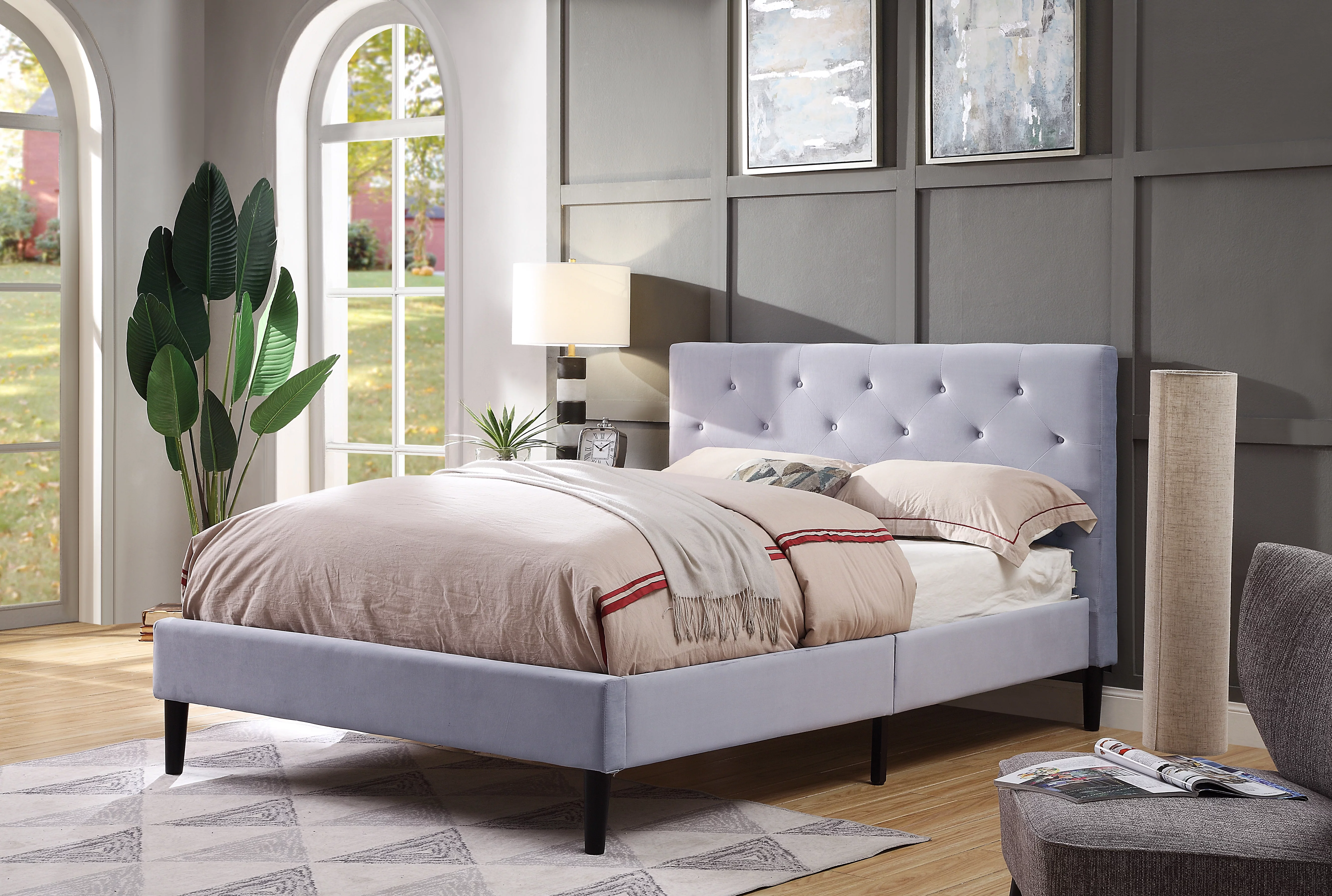 Furniture of America Frohm Flannelette Platform Bed, Queen, Light Gray