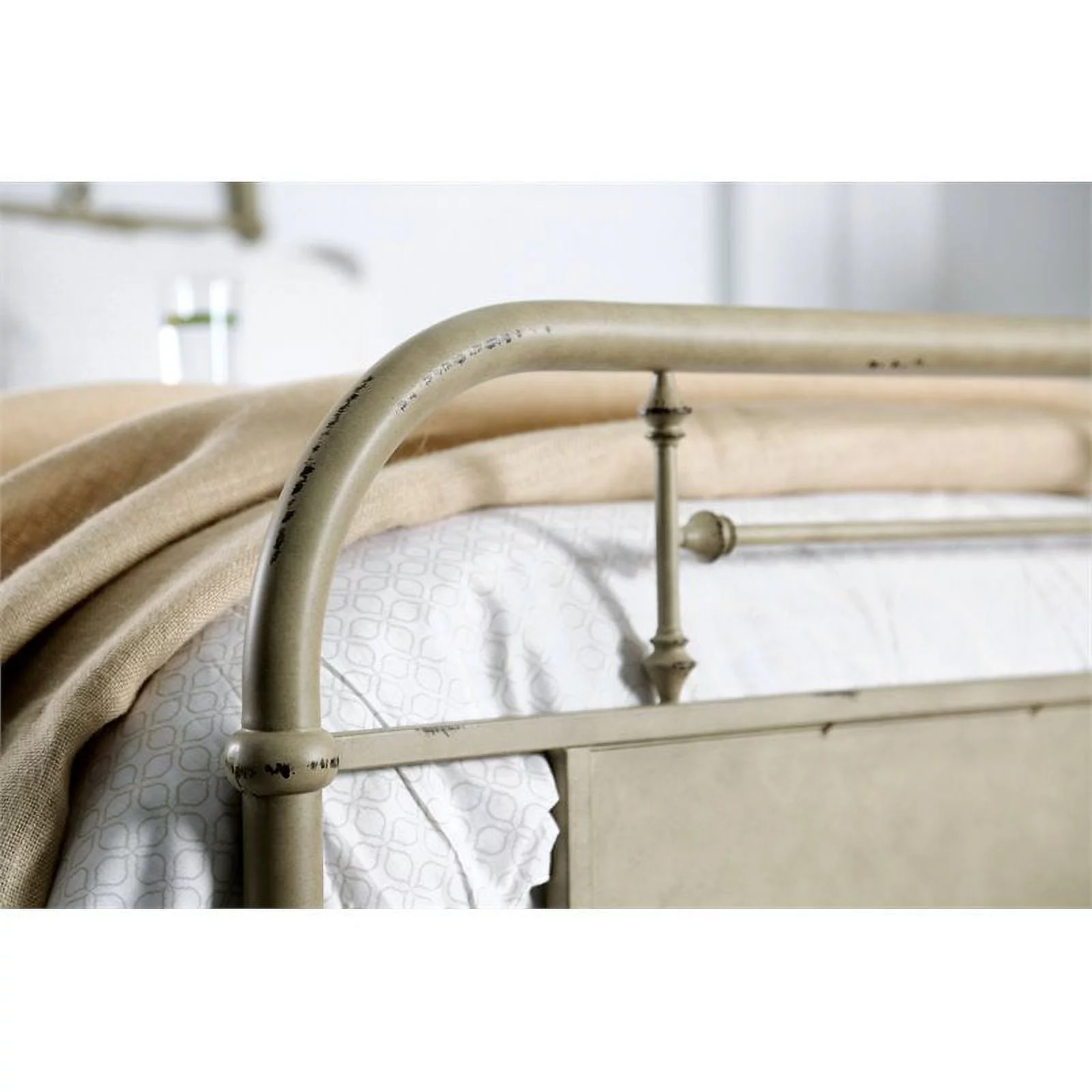 Furniture of America Trinket Industrial Metal Cal King Panel Bed in Ivory