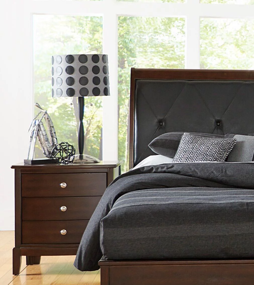 Dark Cherry Finish Bedroom Set 5pc Queen Bed Nightstand Dresser Mirror Chest Set Classic Furniture