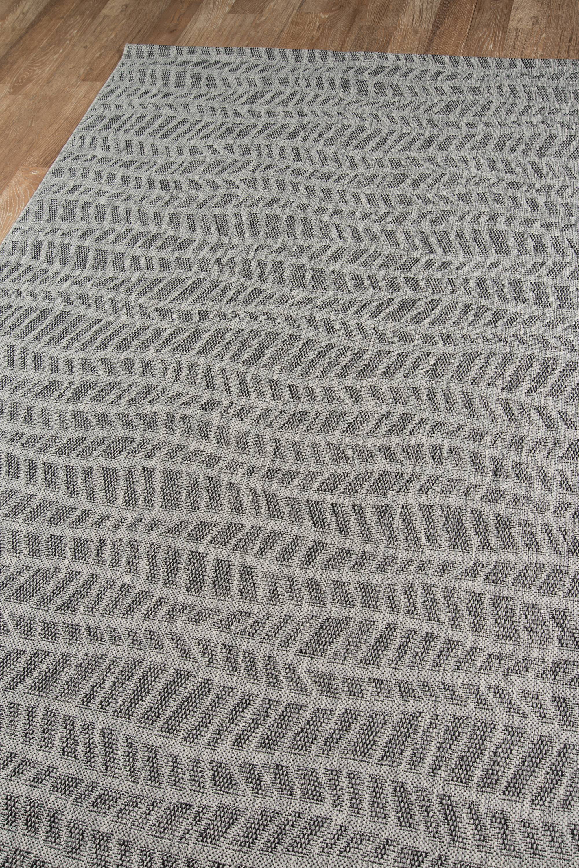 Novogratz Emilia Machine Made Indoor/Outdoor Rug