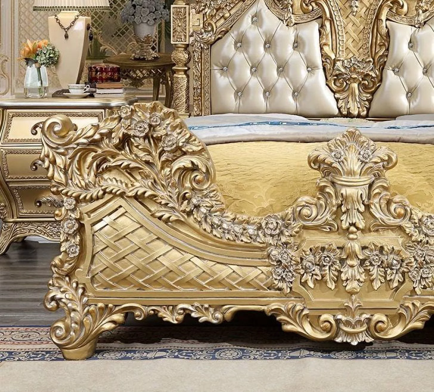 REYNA Metallic Antique Gold & Faux Leather King/QueenTraditional Bed