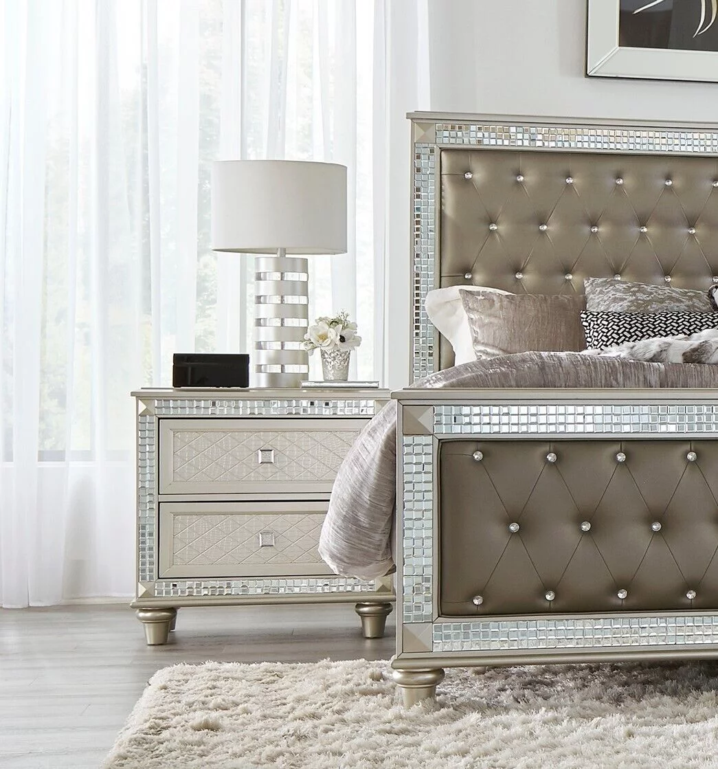 Modest Design Cal-King Bed 5pc Bedroom Set Champagne Finish Tufted Bed Dresser Nightstand Mirror Chest Acrylic Crystal Tufting