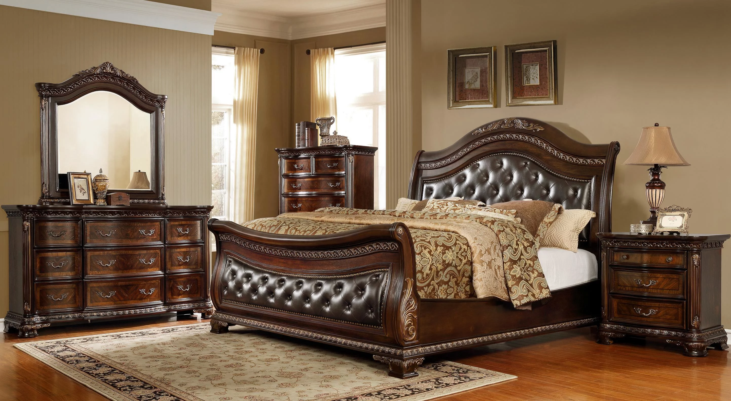 Cherry Sleigh Cal King Bedroom Set 5P w/Chest McFerran B9588 Classic Traditional