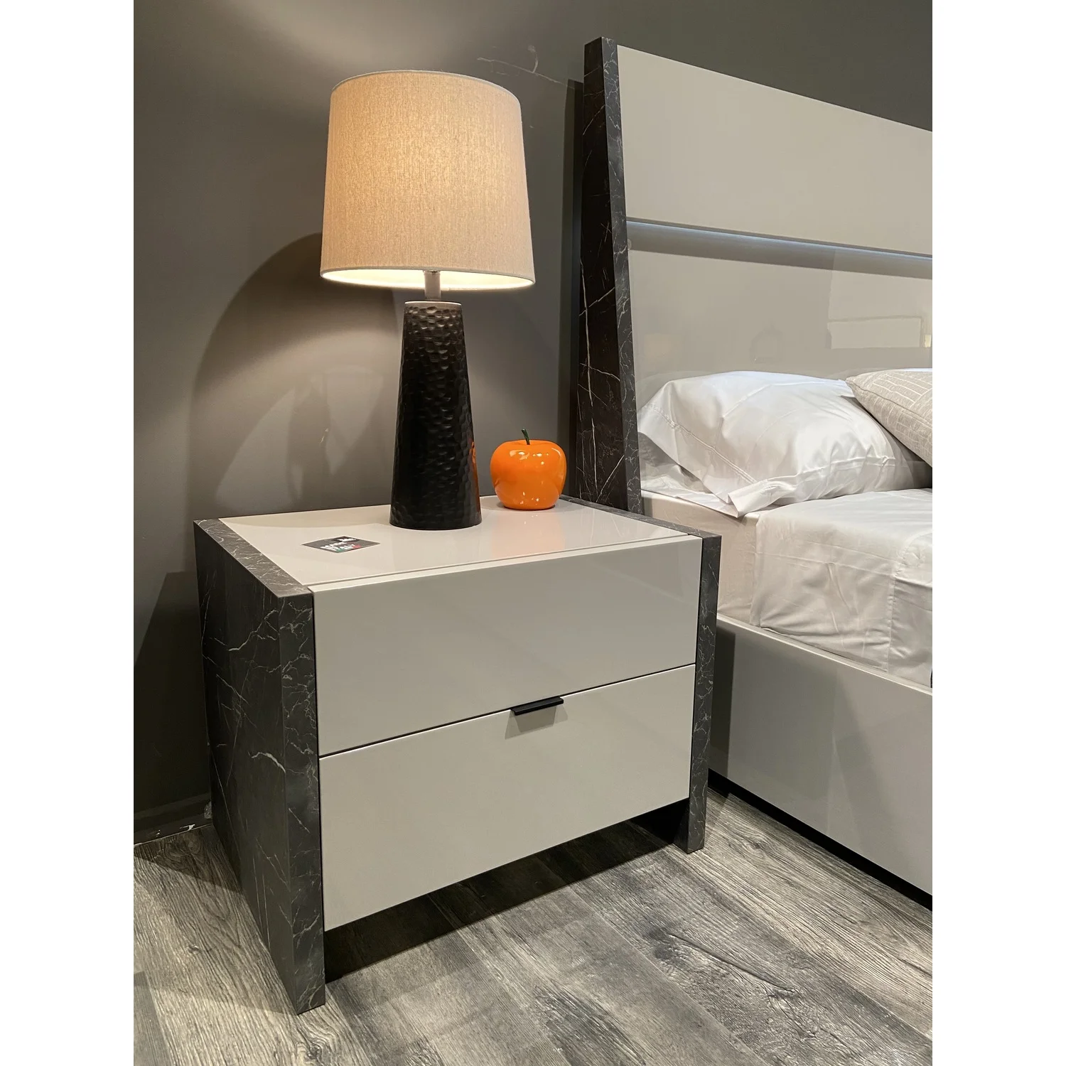 J&M Furniture Stoneage Premium King Bed in Lights Grigio