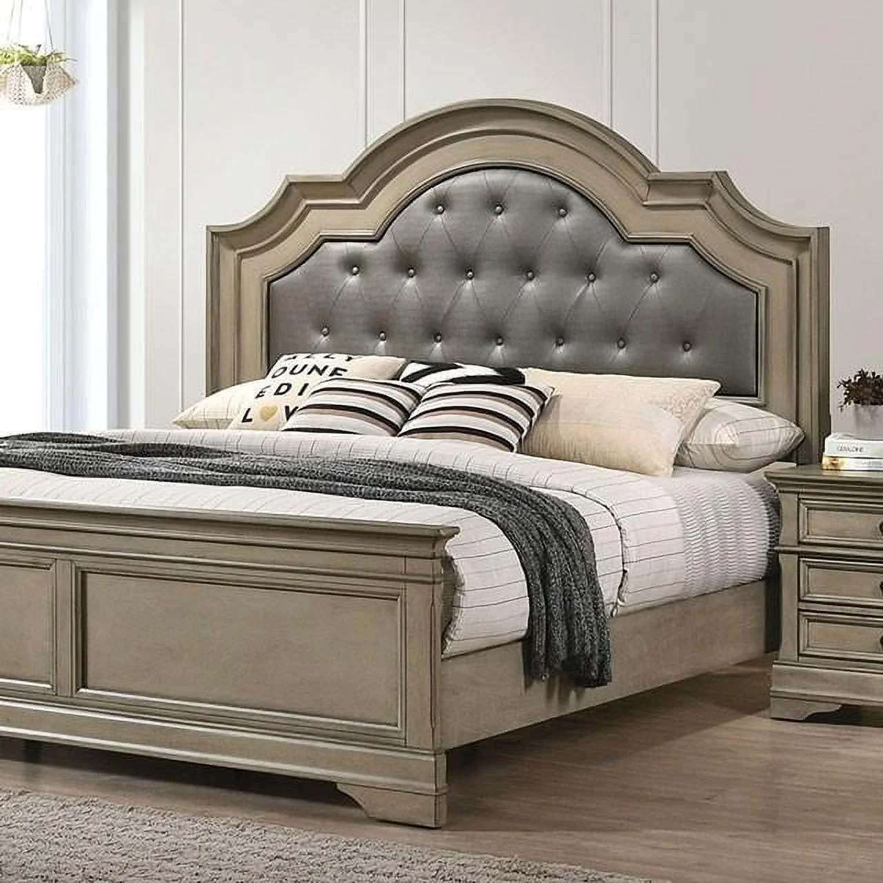 Antique Warm Gray Solid Wood Queen Bedroom Set 5pcs FOA CM7181 Lasthenia
