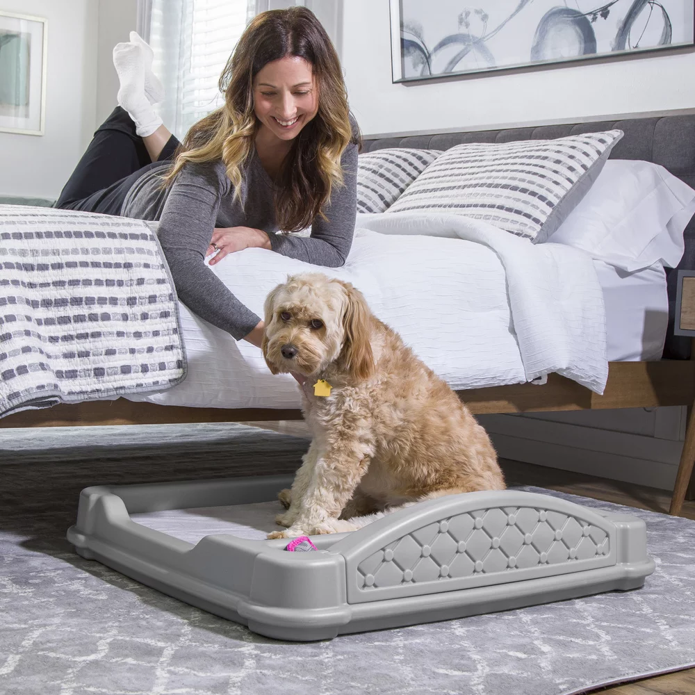Step2 Close 'N' Cozy Hideaway Dog Bed Gray