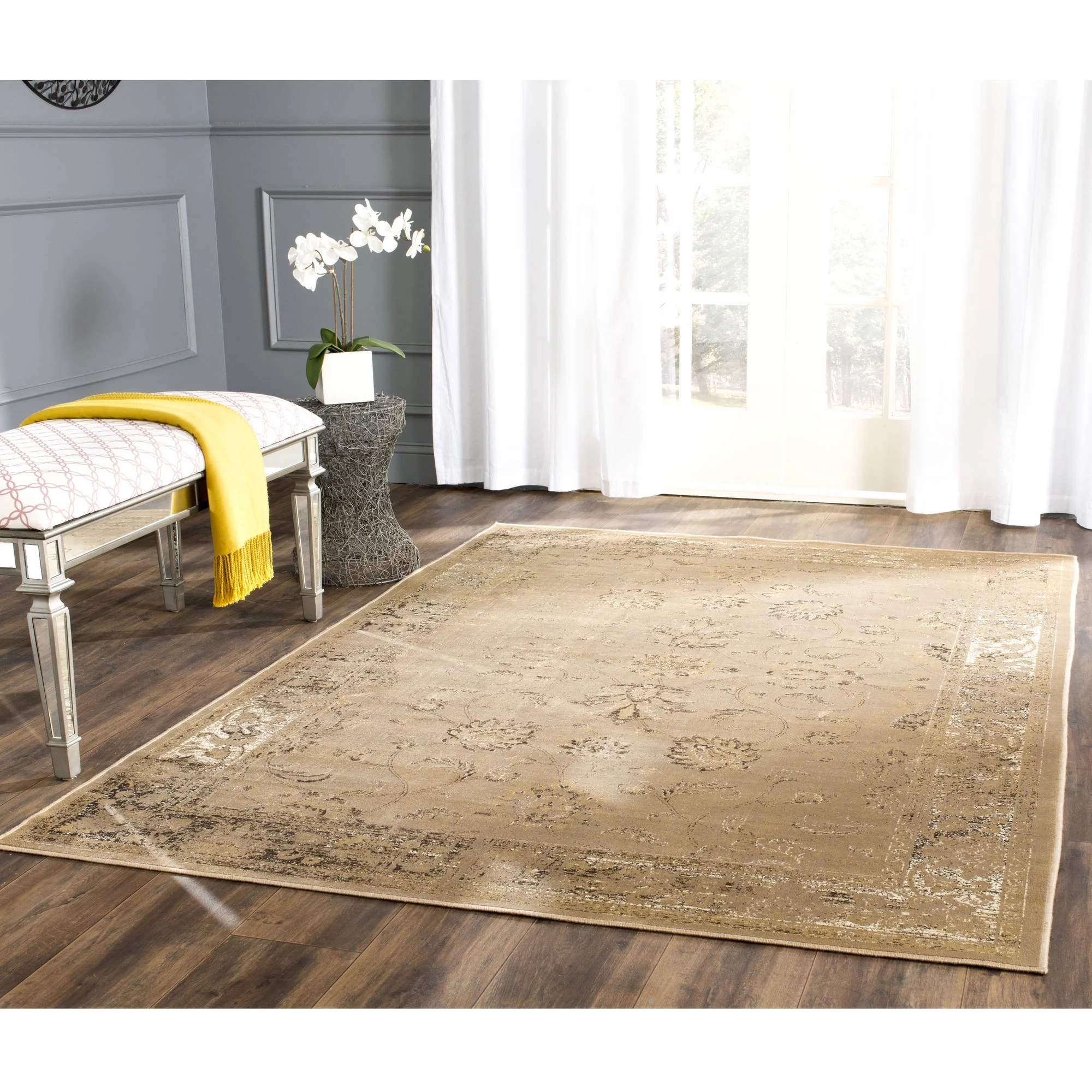 SAFAVIEH Vintage Jaxon Traditional Area Rug, Taupe, 5'3