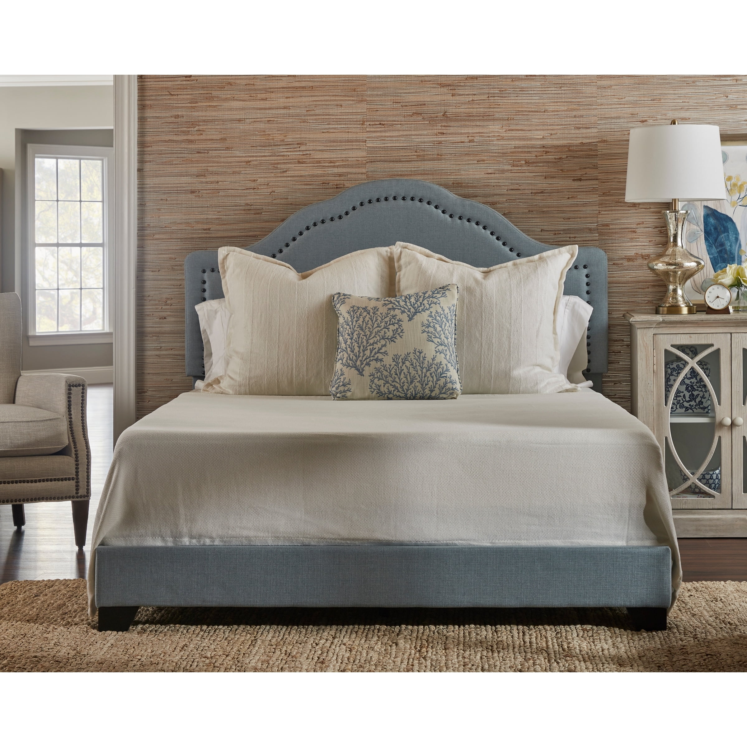 Avenue 405 Key Port Upholstered Bed King