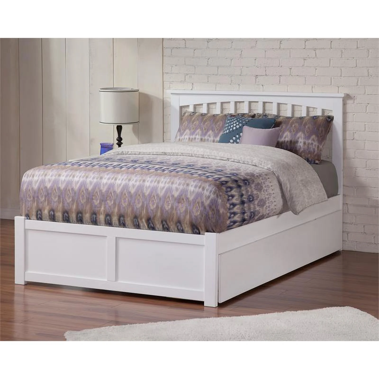 Pemberly Row Traditional Wood Queen Bed with Footboard/Trundle in White