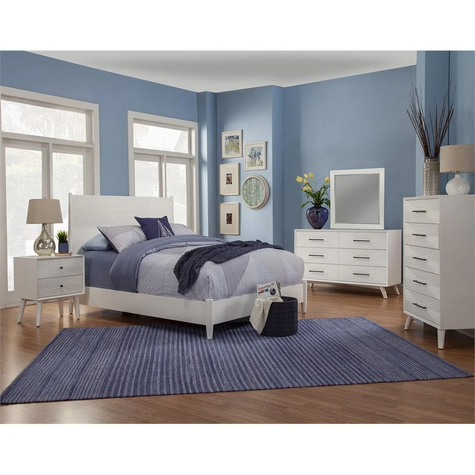 Bowery Hill Full Wood Panel Bed in White