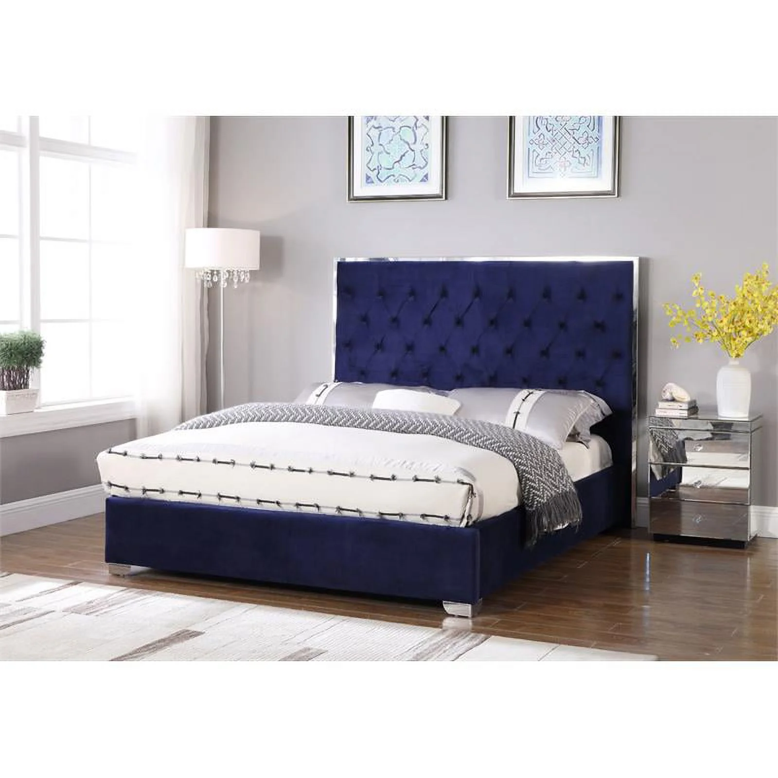 Bowery Hill Contemporary Velour Fabric Tufted Queen Platform Bed in Blue