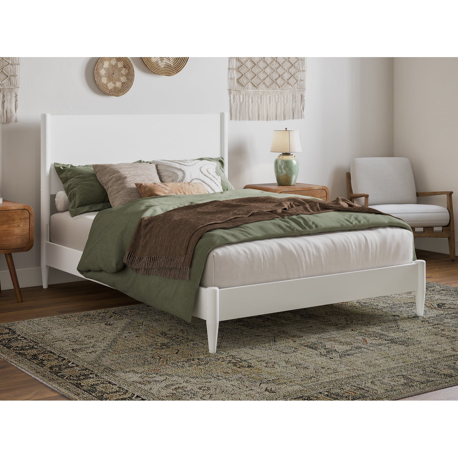 Pasadena Full Wood Low Profile Platform Bed in White