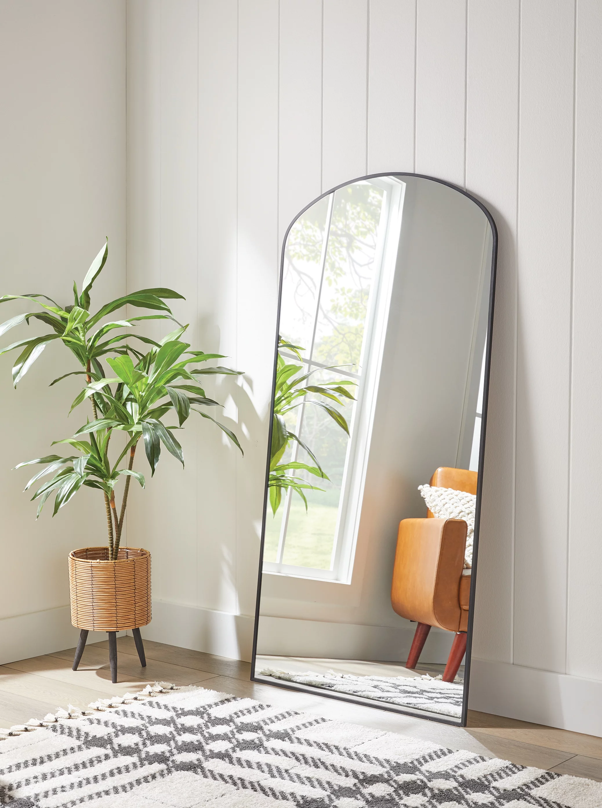 Better Homes & Gardens 30x60 Arch Black Finish Mirror