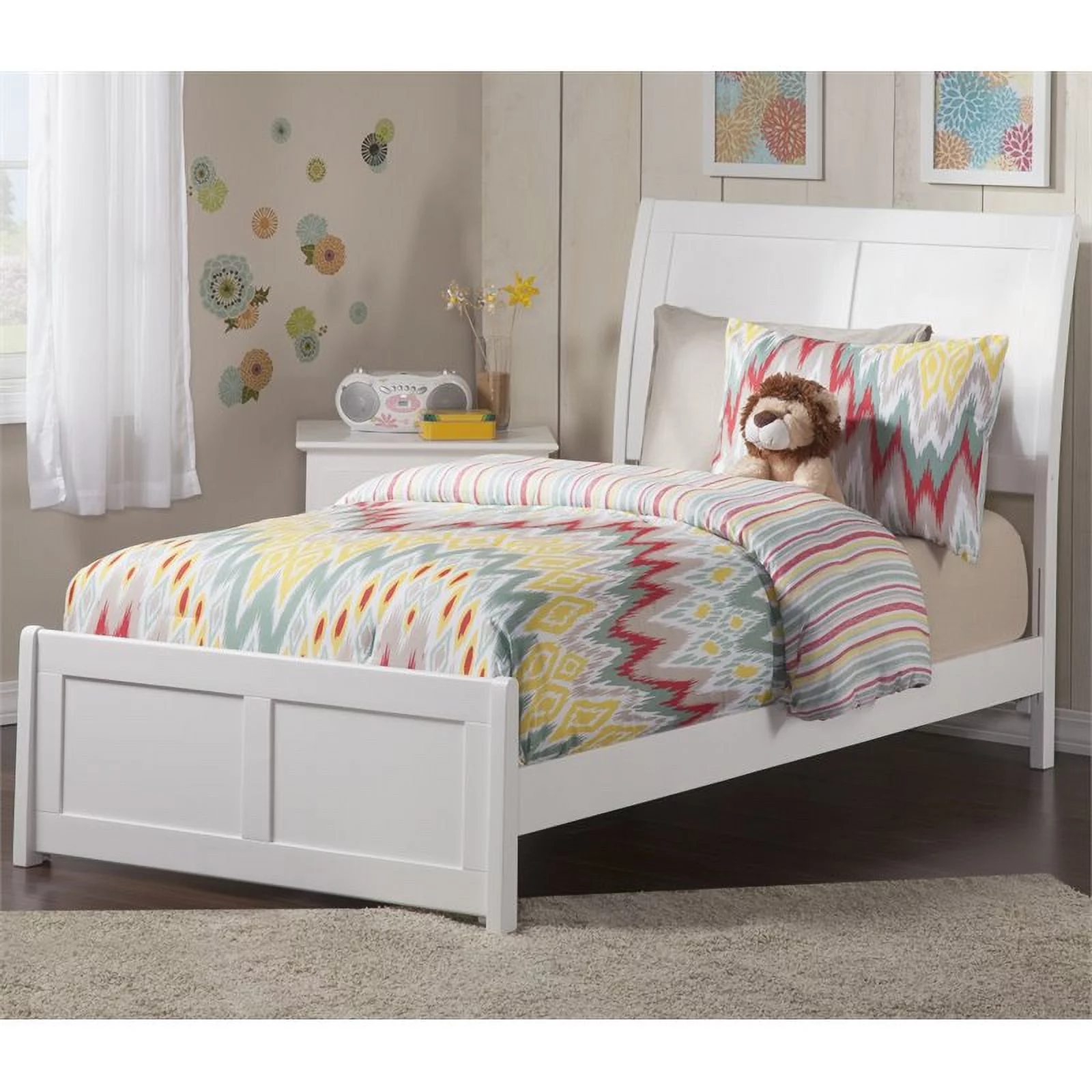 Leo & Lacey Traditional Solid Wood Twin XL Platform Bed with Footboard in White