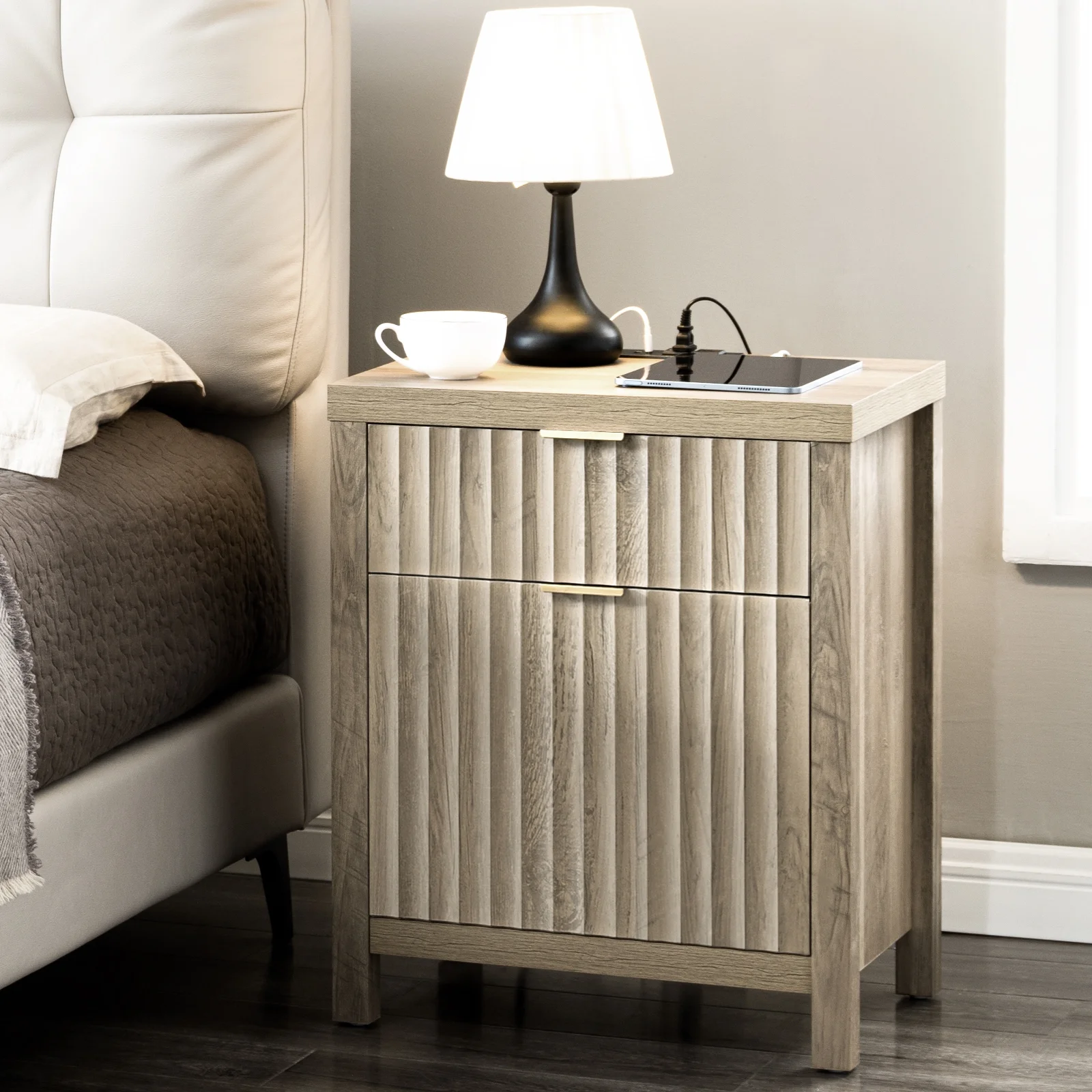 OAKHAM Set of 2 Nightstands with Charging Station and 2 Drawers - Farmhouse Bedside Tables, End Tables for Bedroom, Living Room, Sunwashed Ash Oak