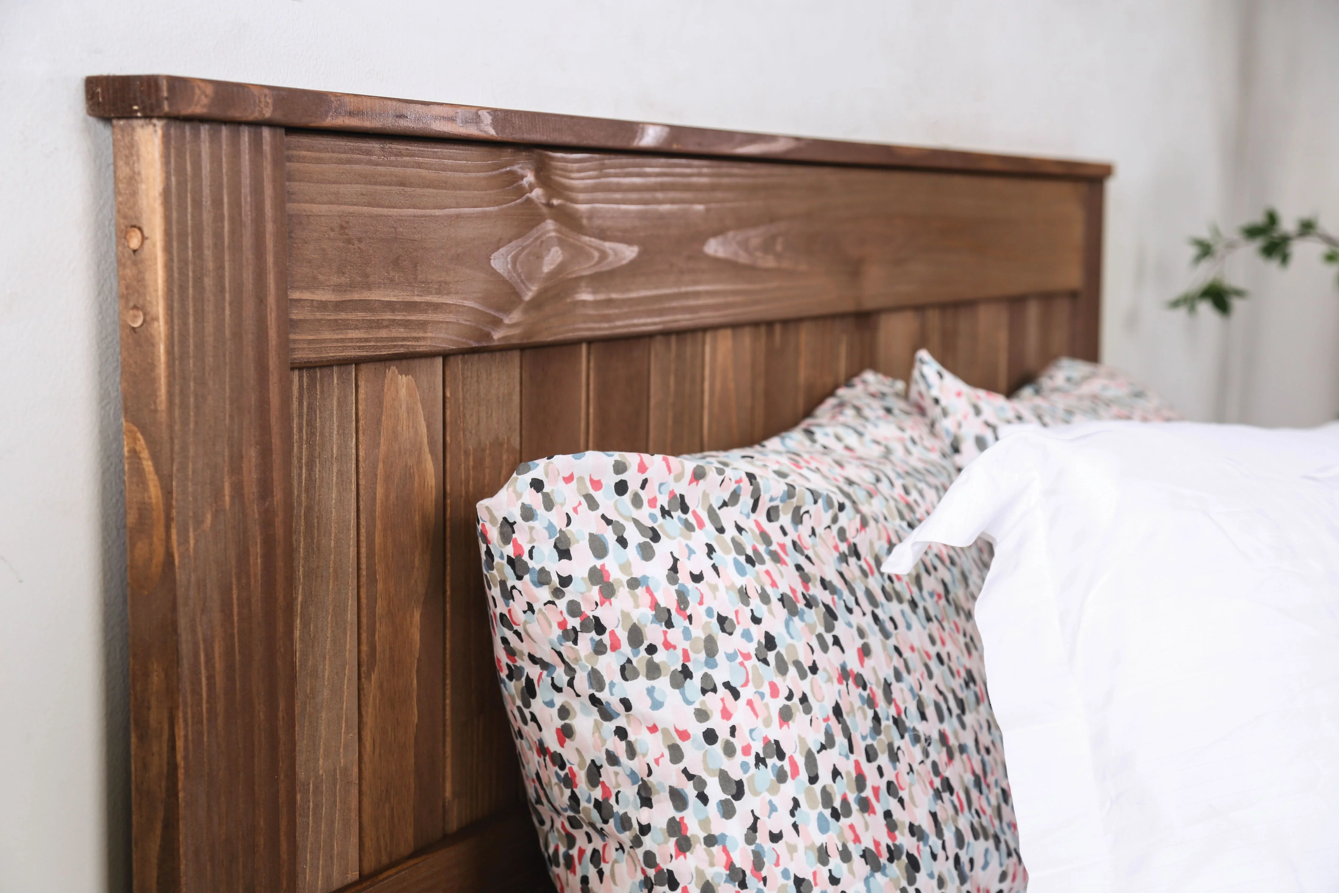 Furniture of America Allen Rustic Solid Wood Headboard, Twin, Mahogany