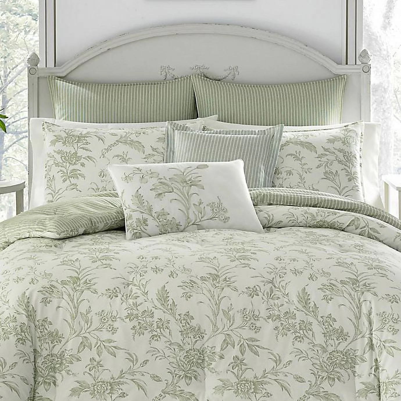 LAURA ASHLEY Natalie 3-Piece Reversible Full/Queen Duvet Cover Set in Sage