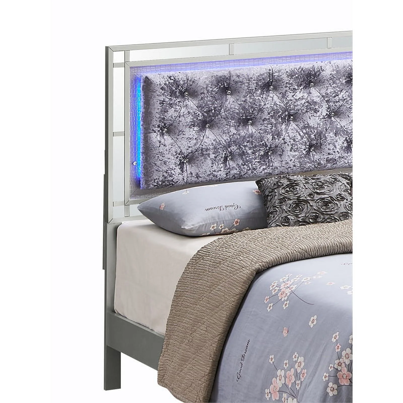 Glory Furniture  Full Size Bed   Silver Champagne