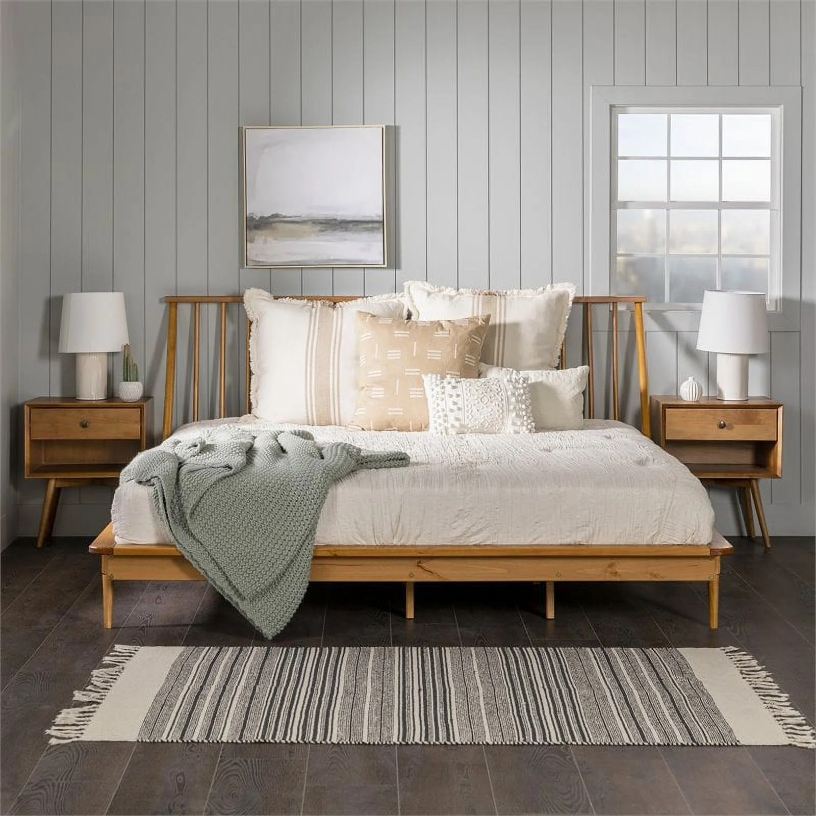 Pemberly Row Modern Solid Wood Spindle King Platform Bed in Caramel