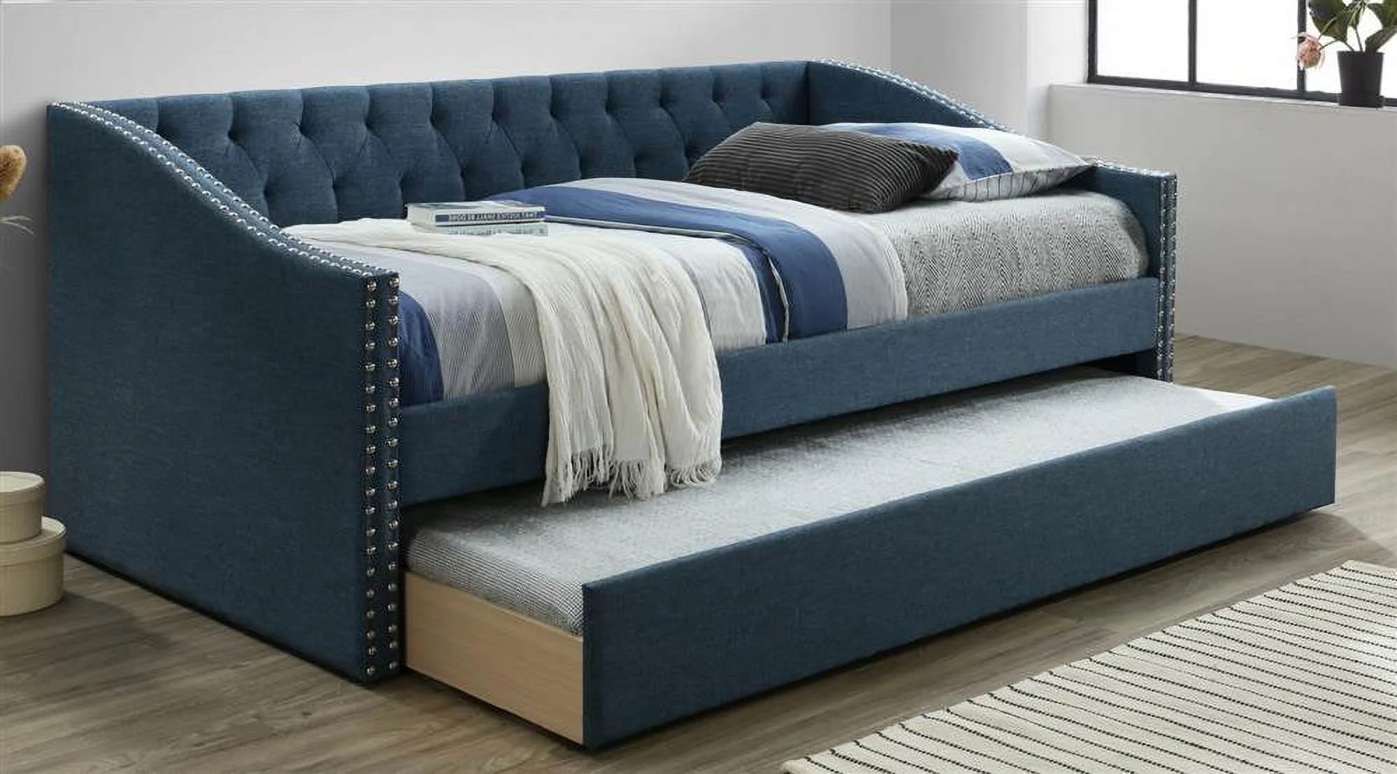 Myco Furniture Giovanni Daybed, Blue