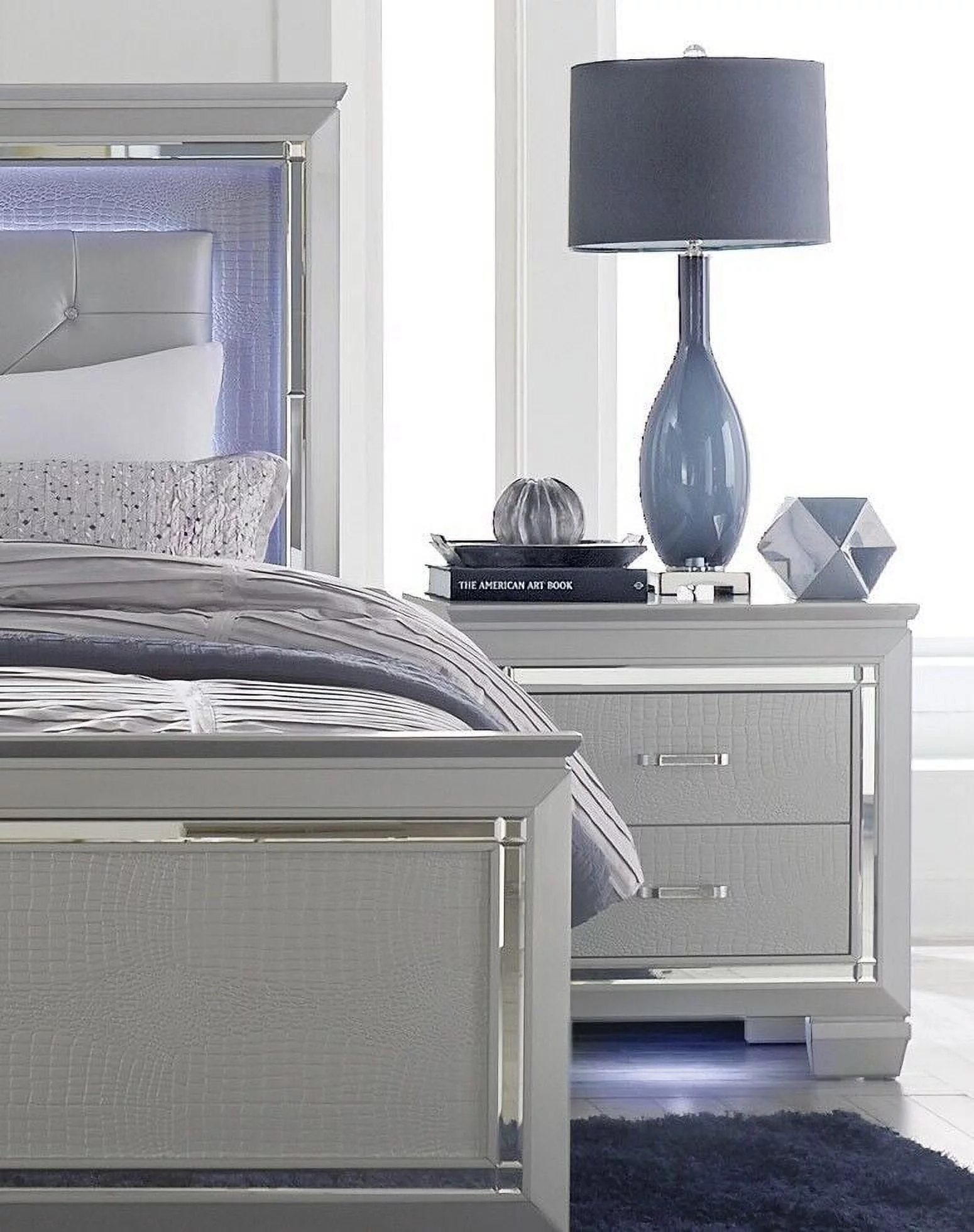 Gorgeous Silver Finish 4pc Bedroom Set Full Size LED Bed Nightstand Dresser LED Mirror Wooden Furniture