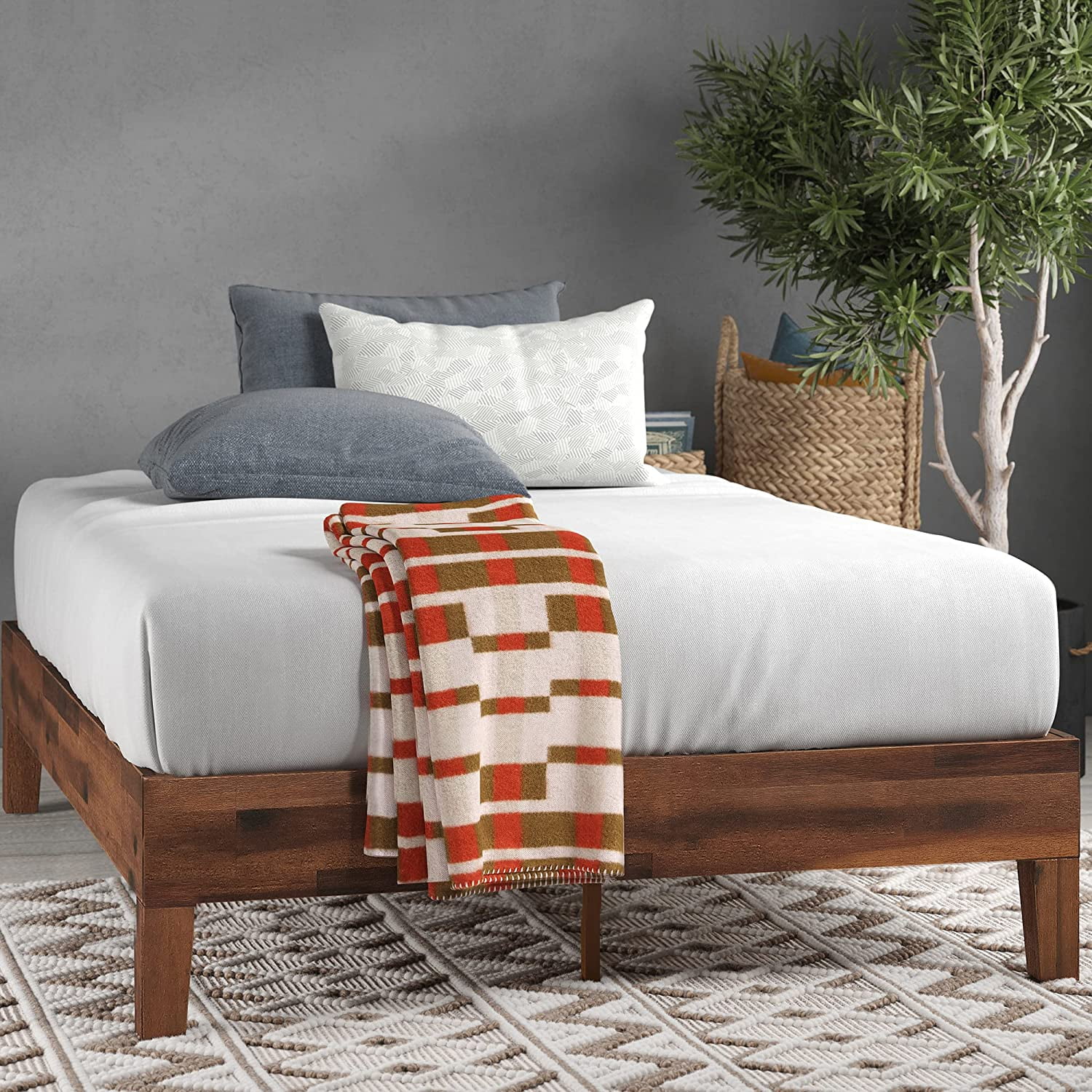 Zinus Marissa 12 Inch Deluxe Wood Platform Bed / No Box Spring Needed / Wood Slat Support / Antique Espresso Finish, King Antique Espresso King Deluxe