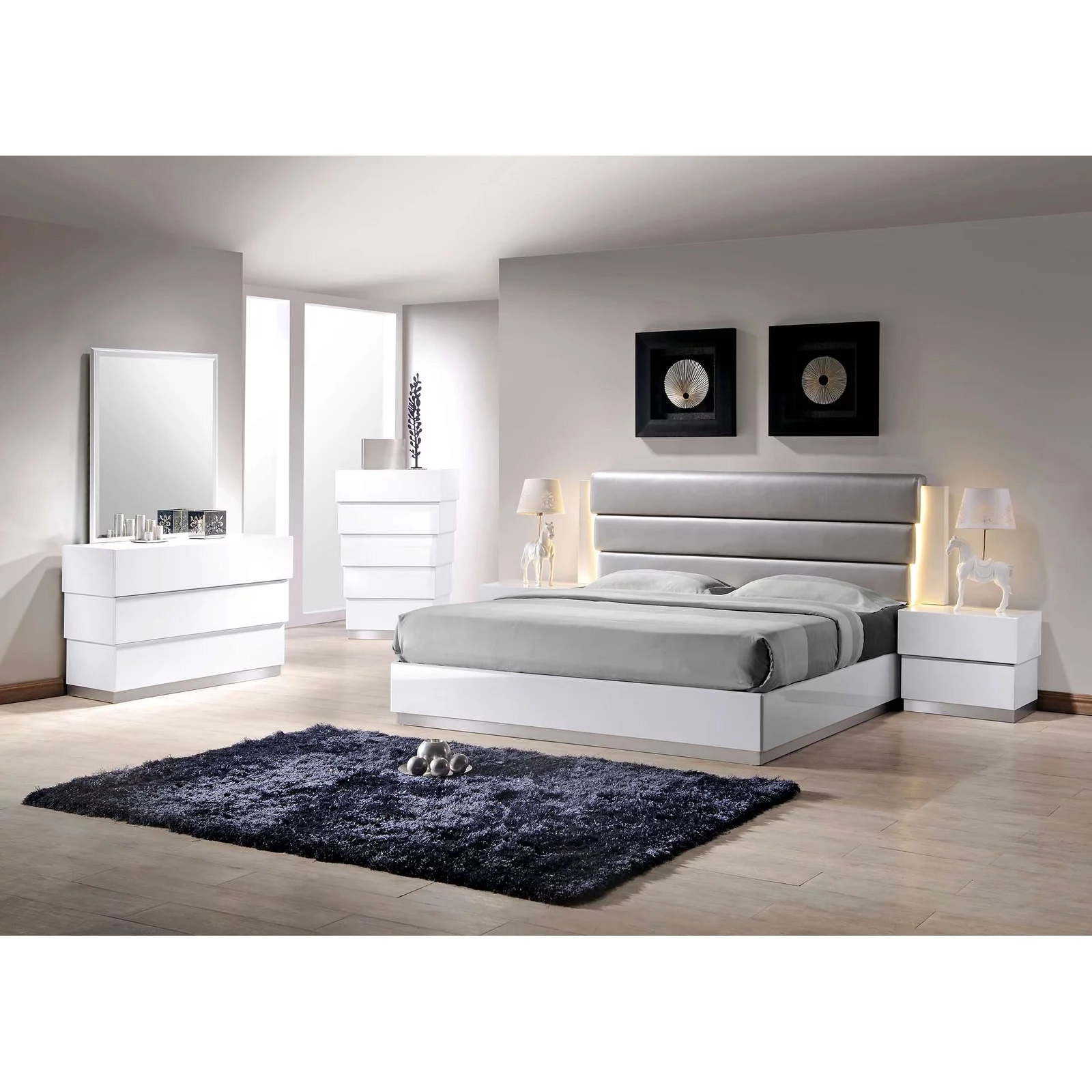 Best Master Furniture White/ Silver Lacquer 5-piece Bedroom Set California King