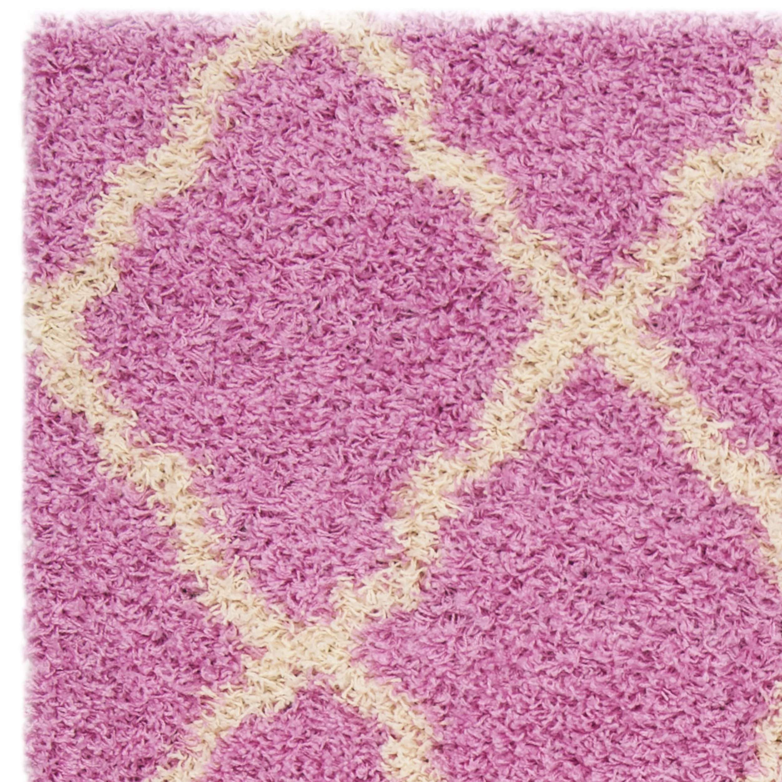 SAFAVIEH Daley Geometric Plush Shag Area Rug, Pink/Ivory, 4' x 6'